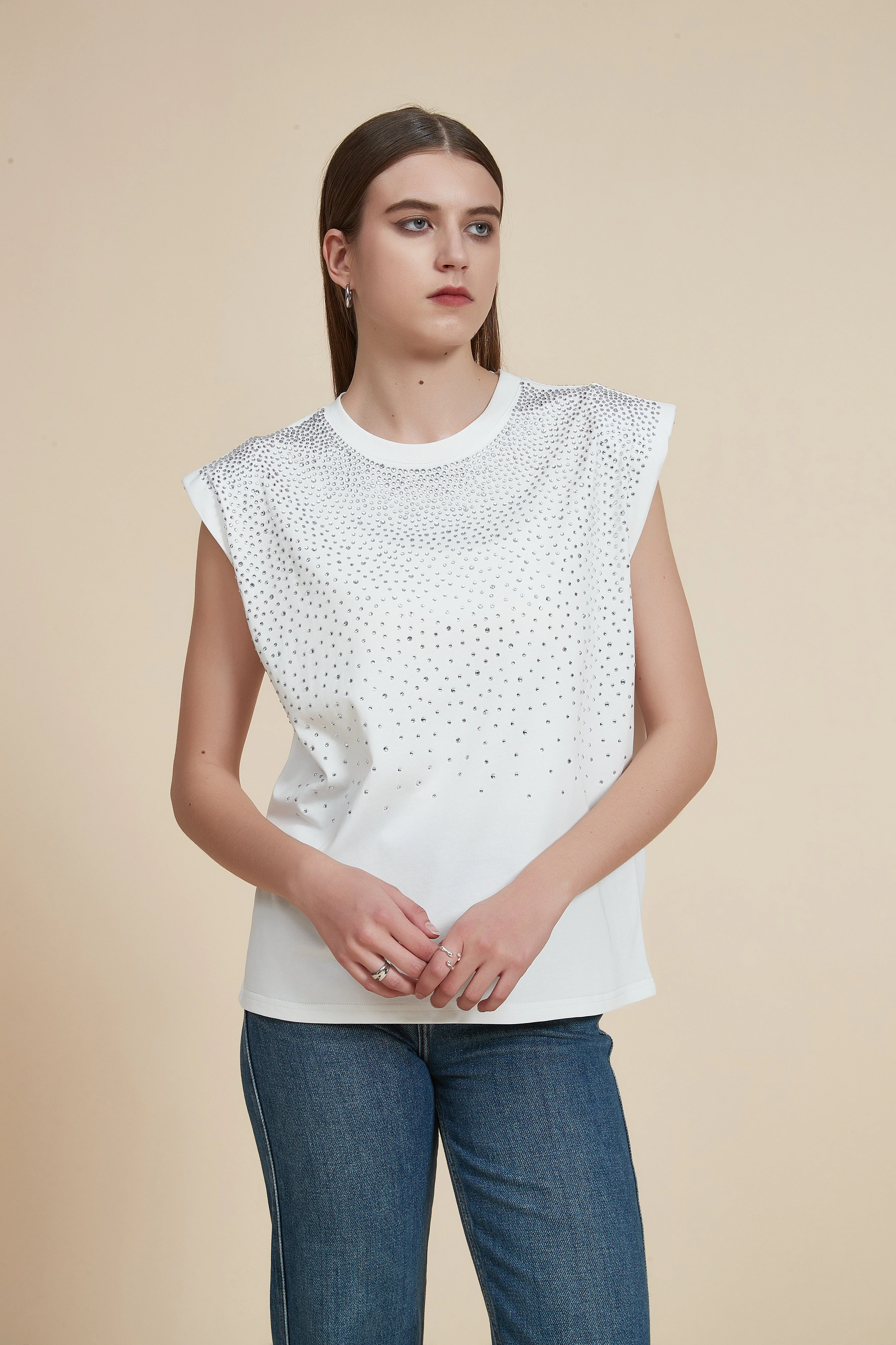 Sleeveless Polka Dot Blouse with Round Neck - Image 13