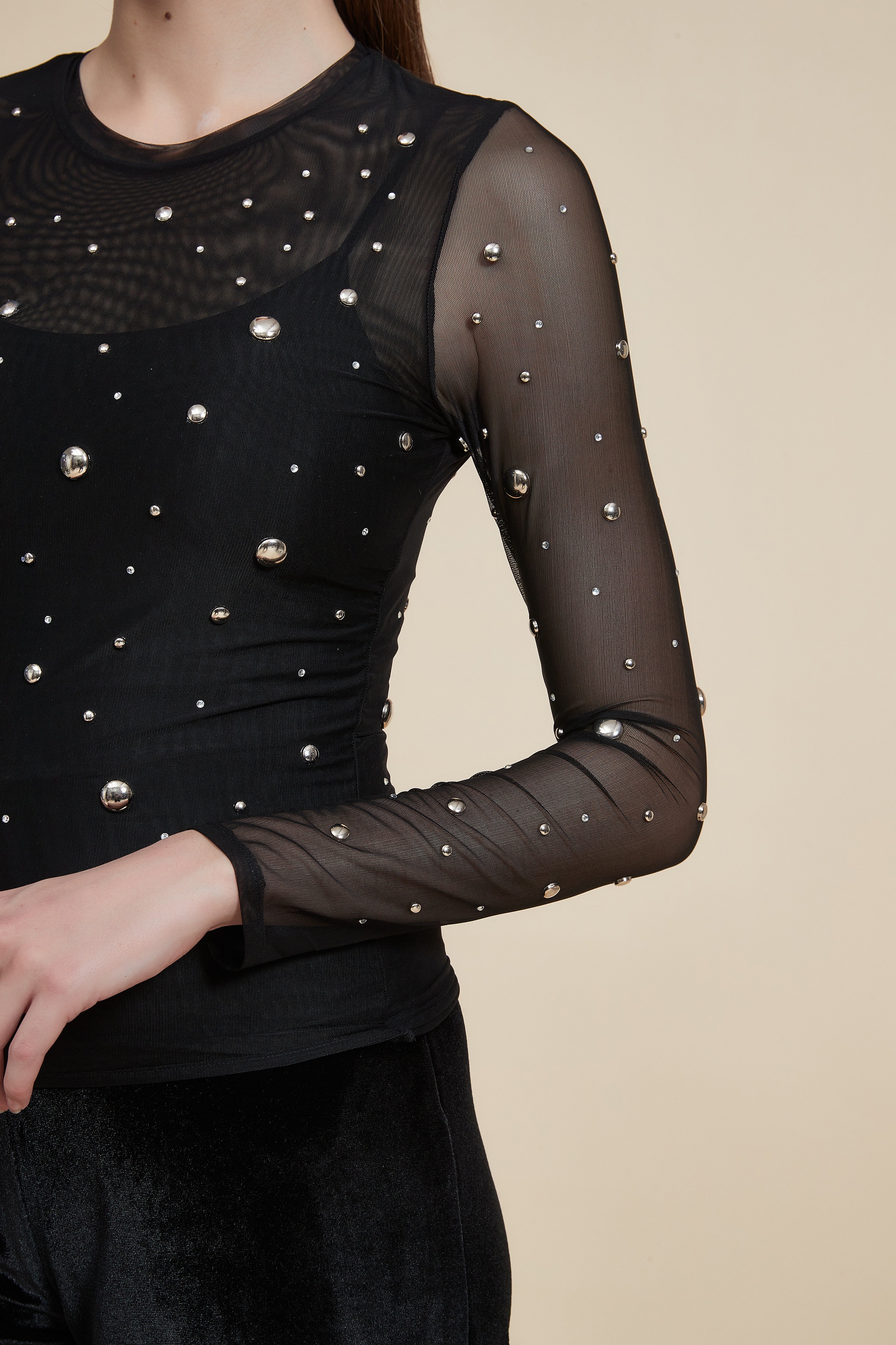 Embroidered Metallic Waist-Length Tulle Blouse with Long Sleeves - Image 9