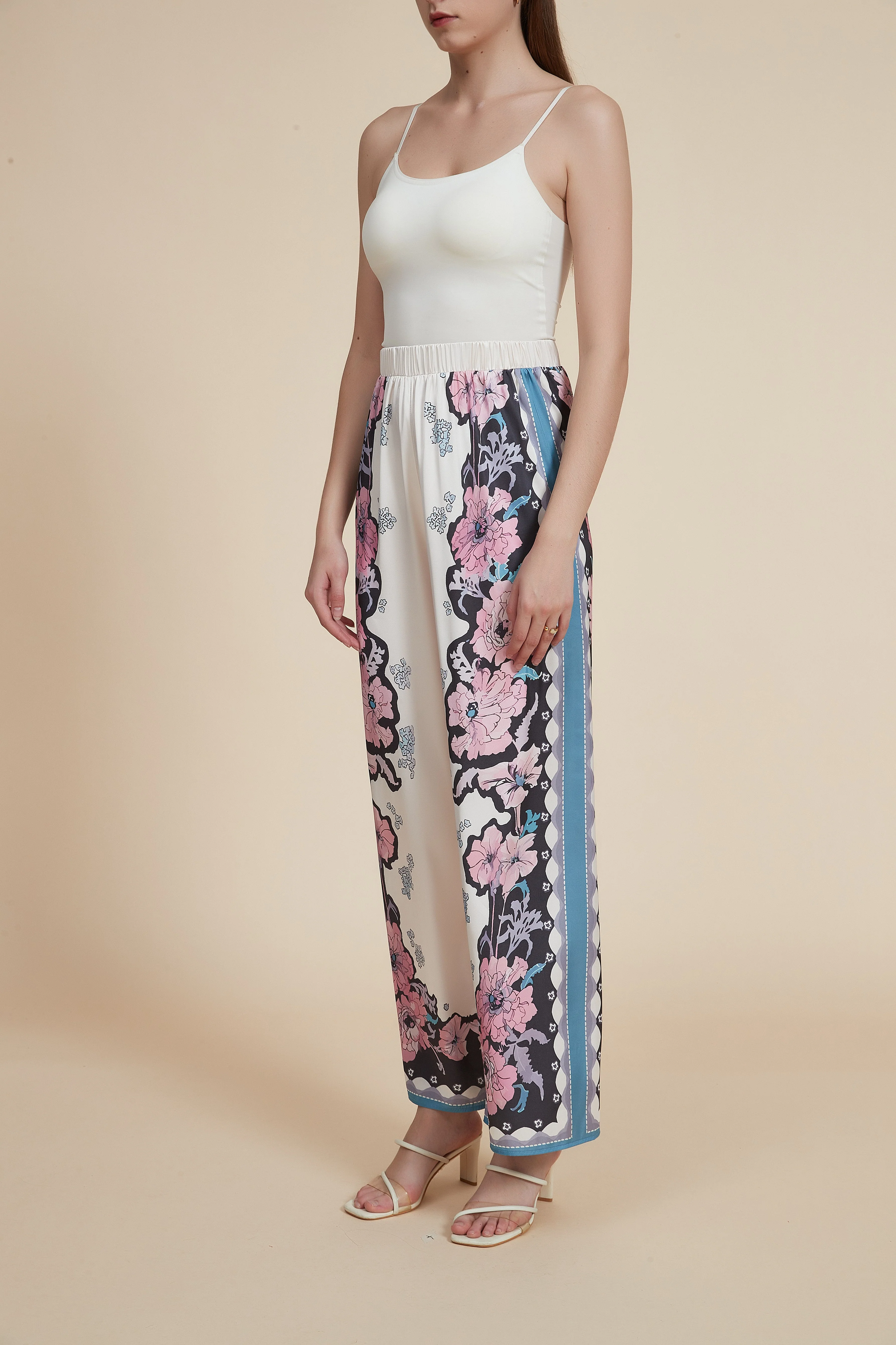 Wide-Leg Printed Long Pants - Image 6