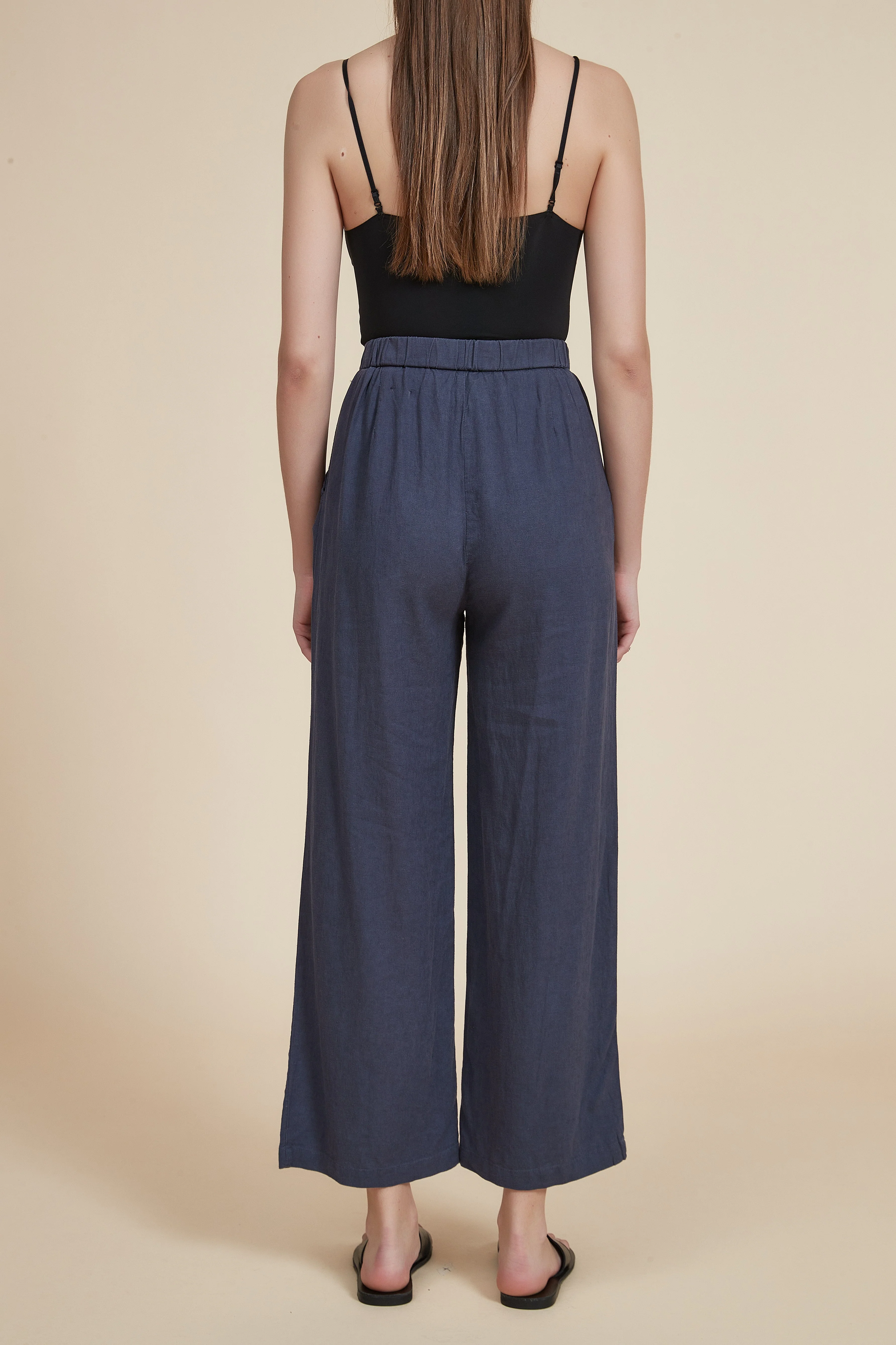 Classic Wide-Leg Button Trousers - Image 3