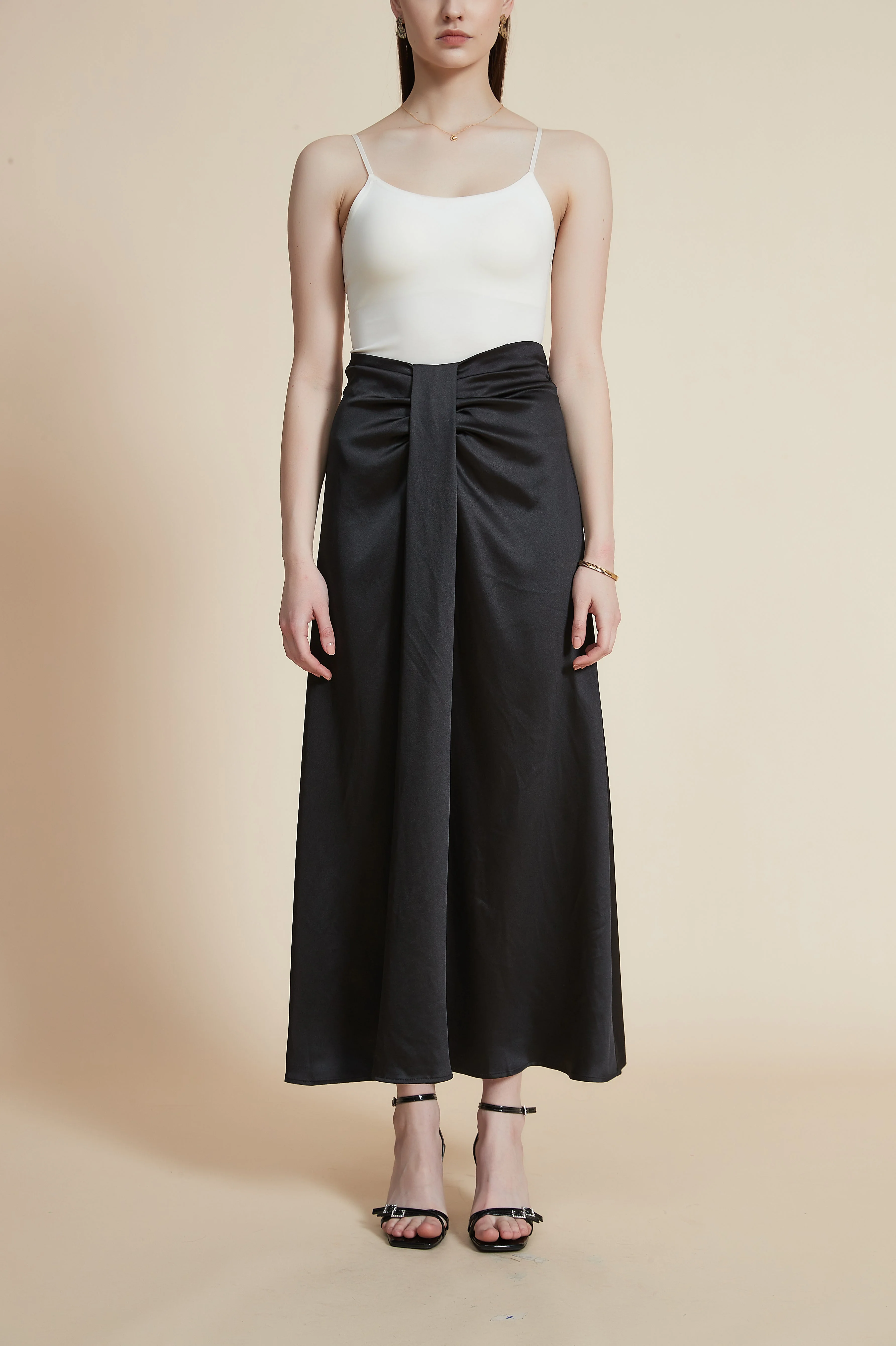 Front Ruffled Long Skirt - Image 2