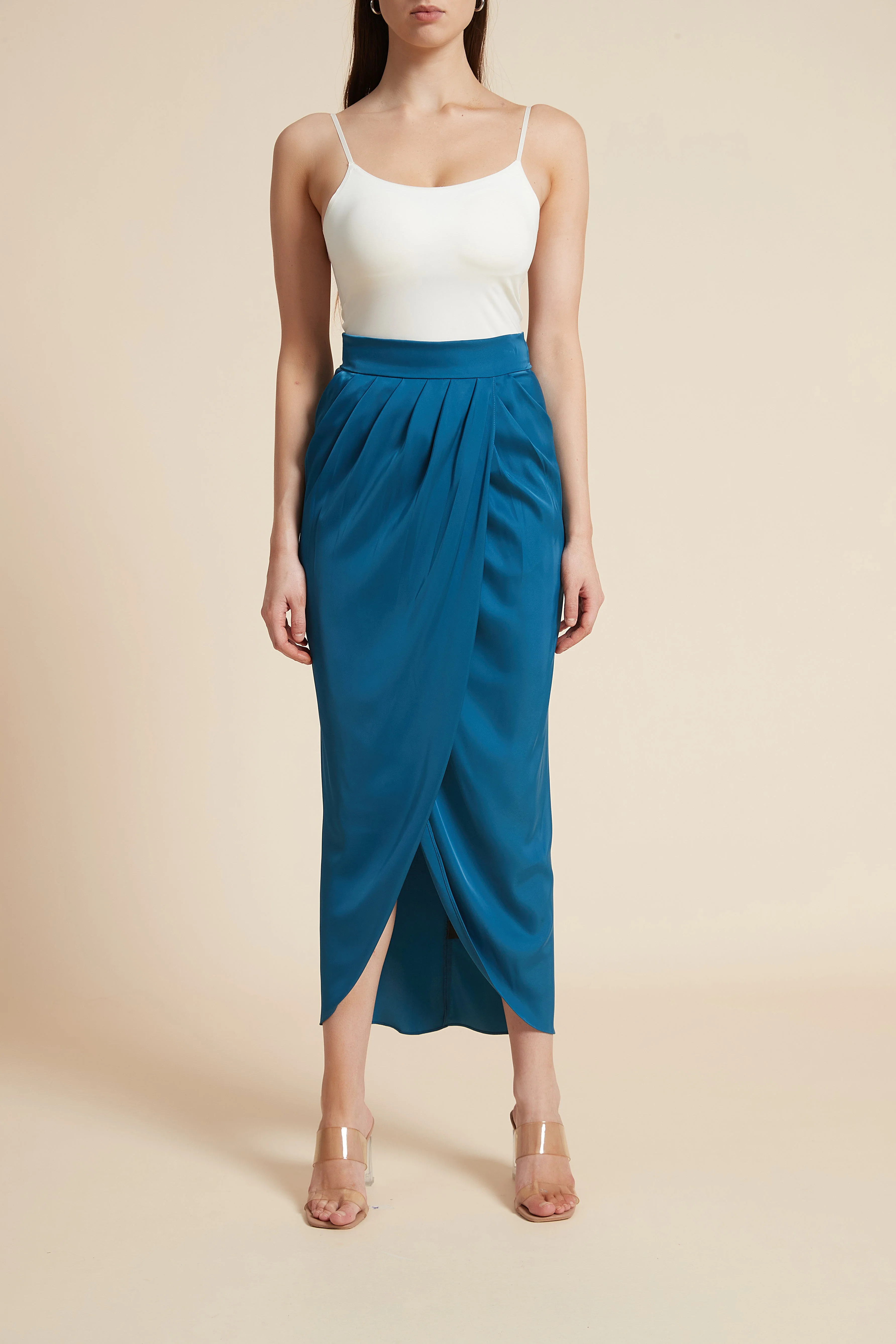 Solid Midi Skirt with Ruffled Details and Front Slit - Image 3