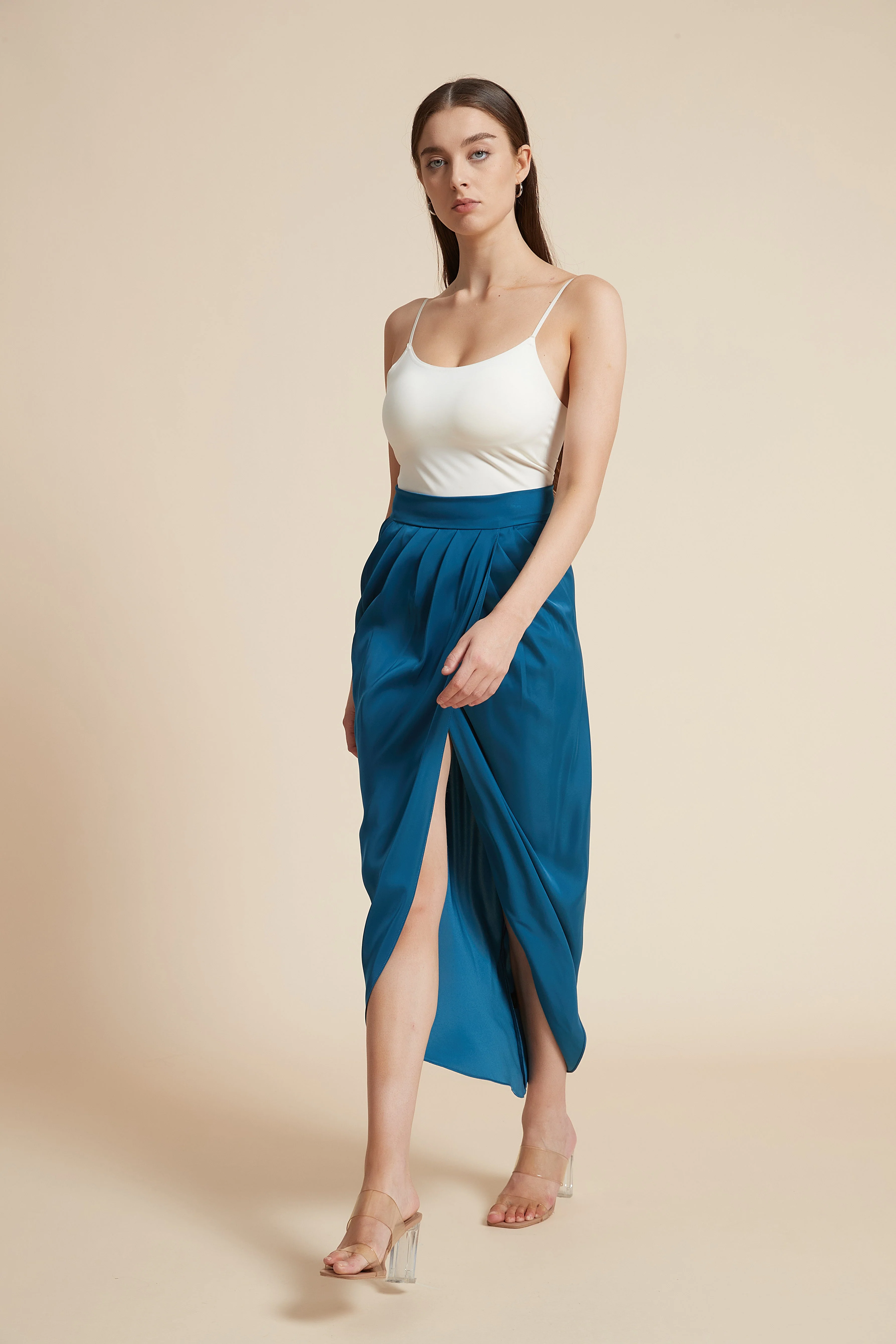 Solid Midi Skirt with Ruffled Details and Front Slit - Image 4