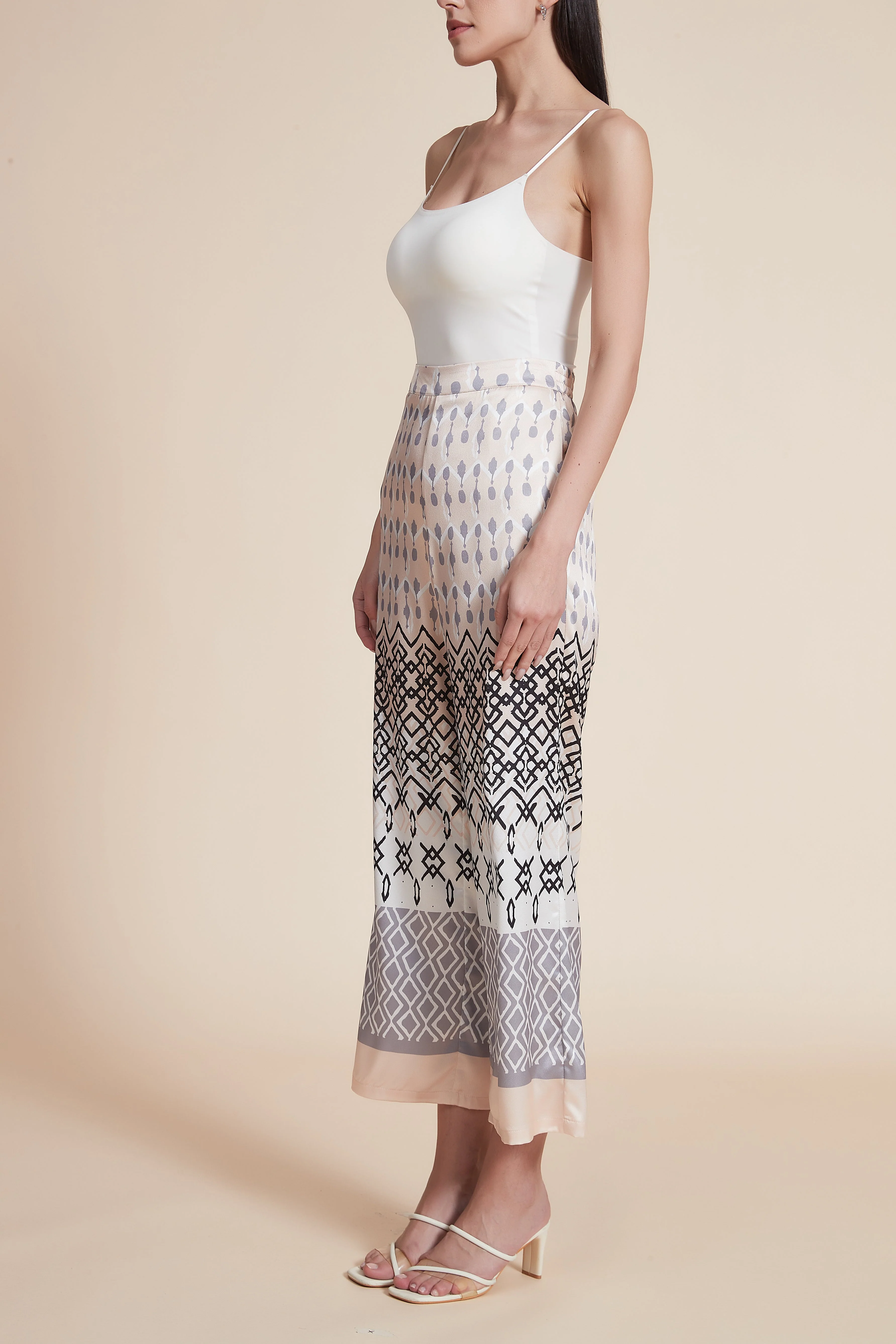 Women's Wide-Leg Printed Long Pants - Image 3