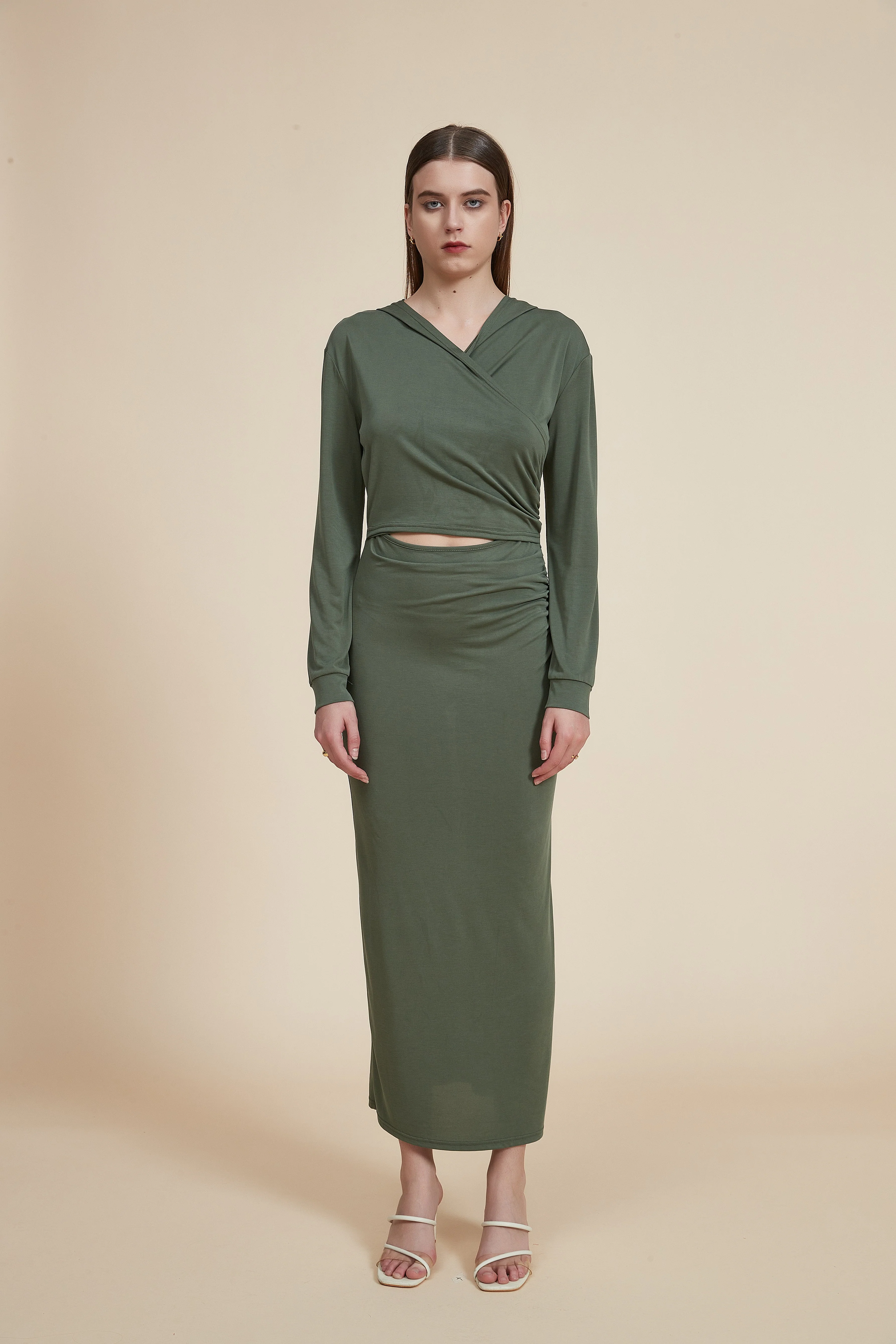 Long Dress with Long Sleeves and Waist Opening - Image 3
