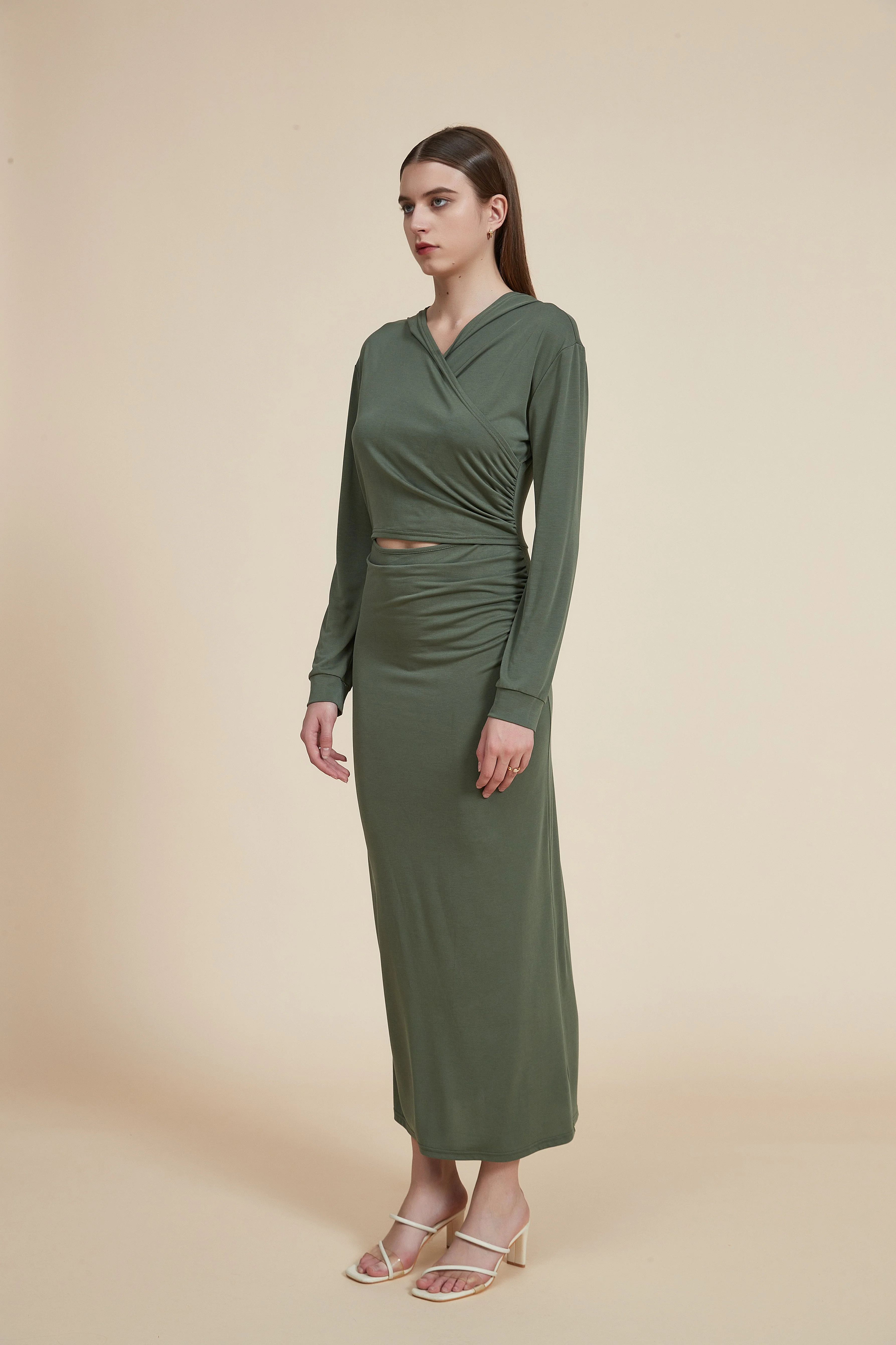 Long Dress with Long Sleeves and Waist Opening - Image 5