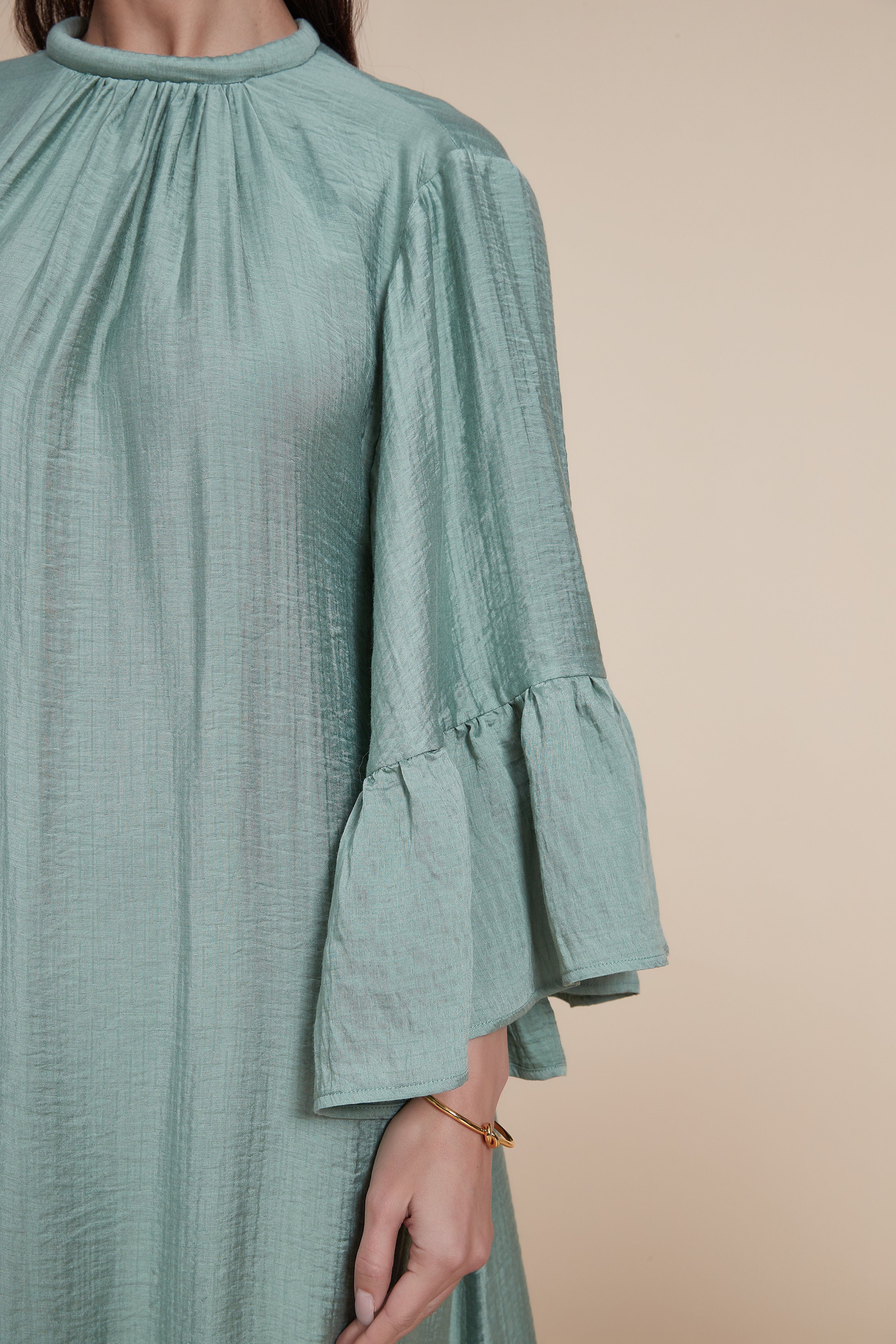 Plain Midi Dress with 3/4 Sleeves - Image 3