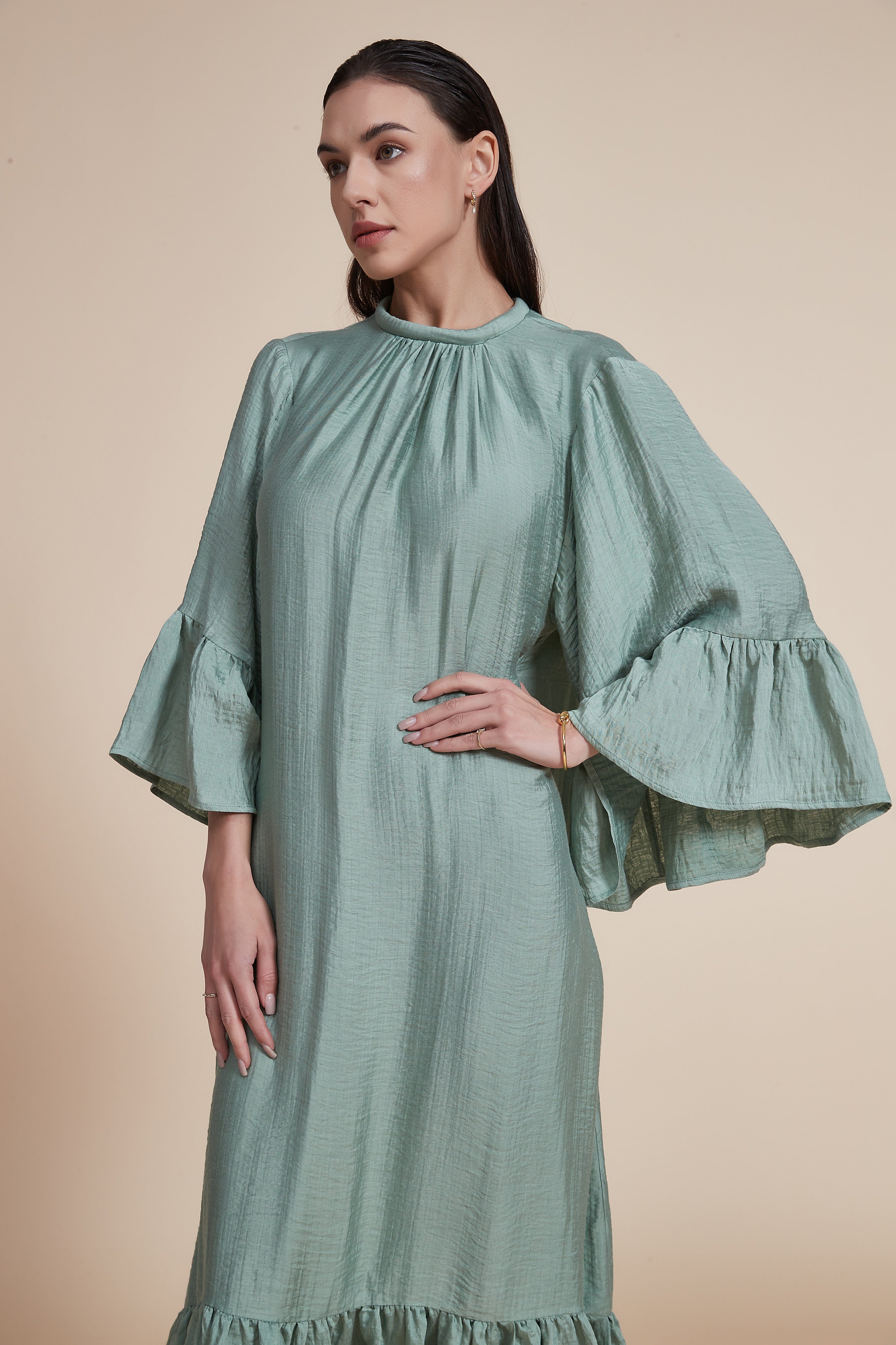 Plain Midi Dress with 3/4 Sleeves - Image 4
