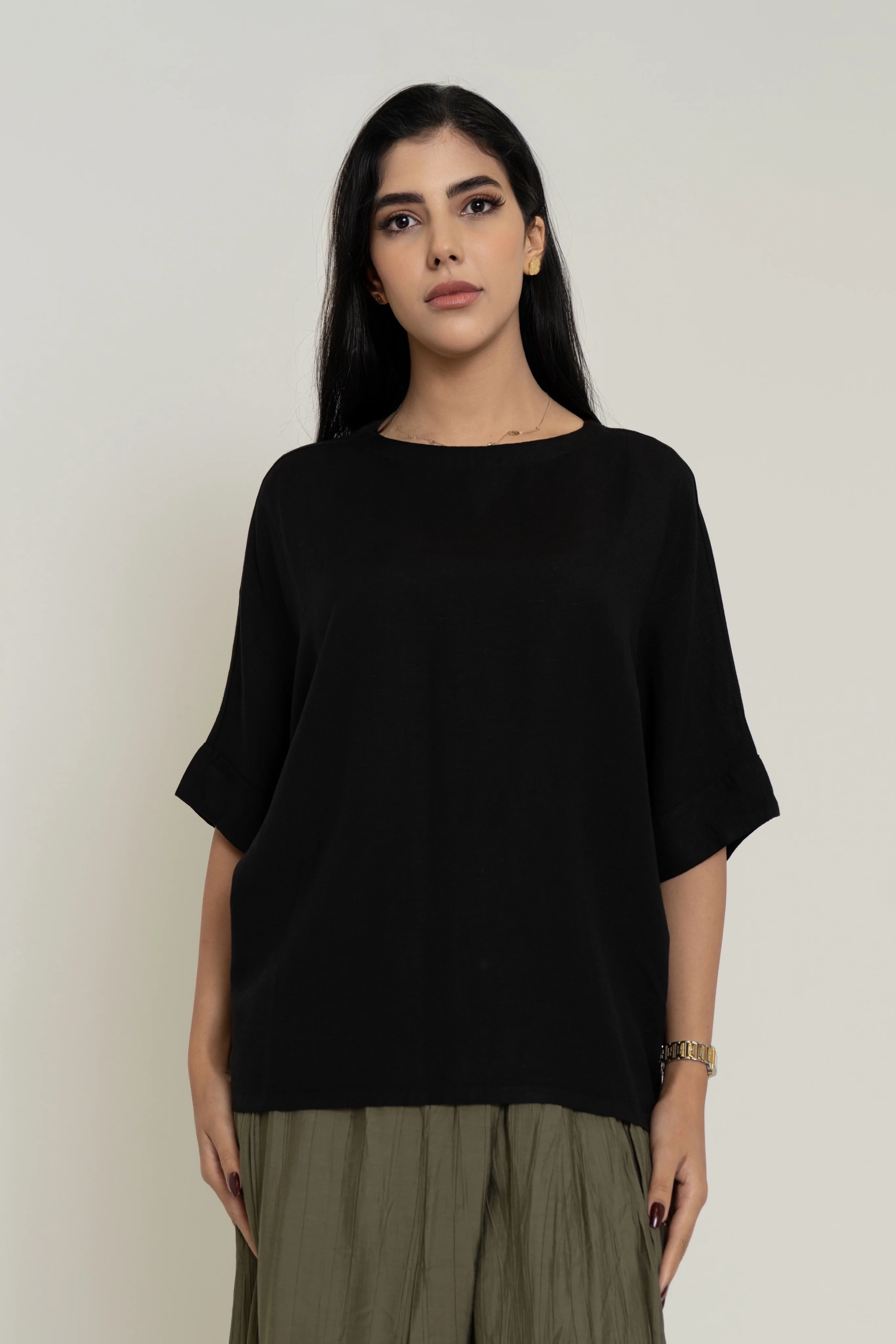 Plain Women's Blouse with Half Sleeves and Round Neckline - Image 2
