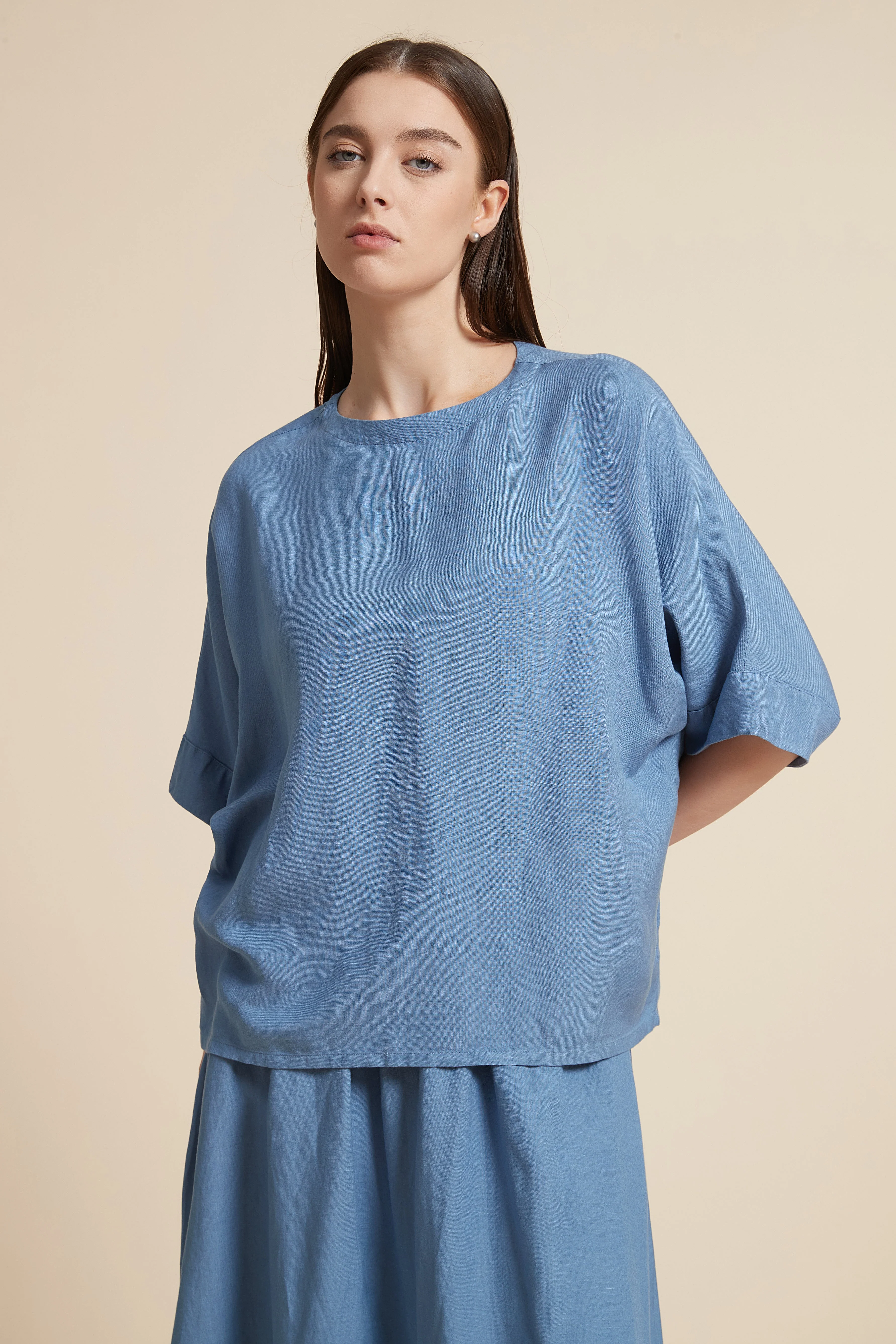 Plain Women's Blouse with Half Sleeves and Round Neckline - Image 6