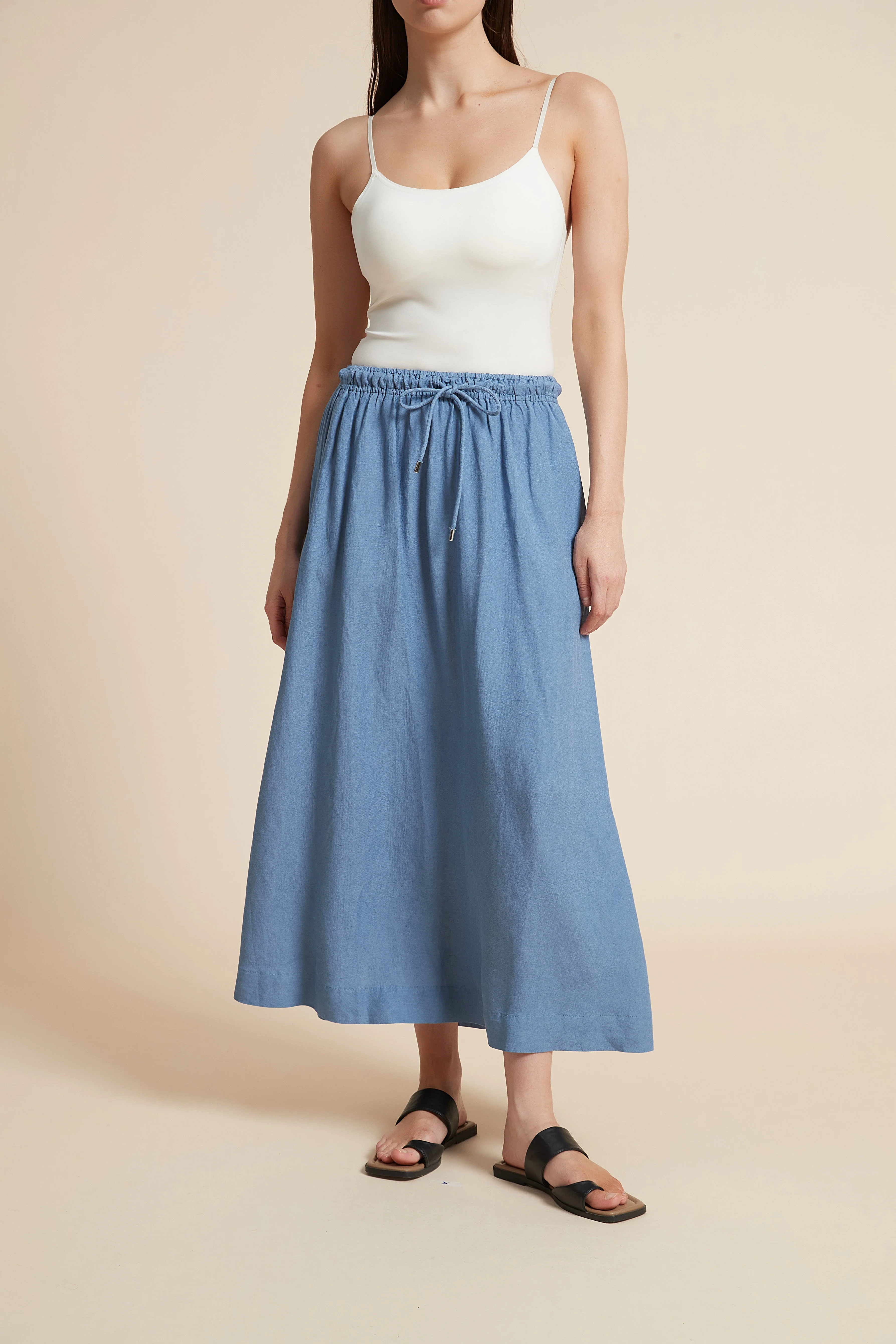 Plain Midi Skirt with Flared Cut and Waist Tie - Image 10