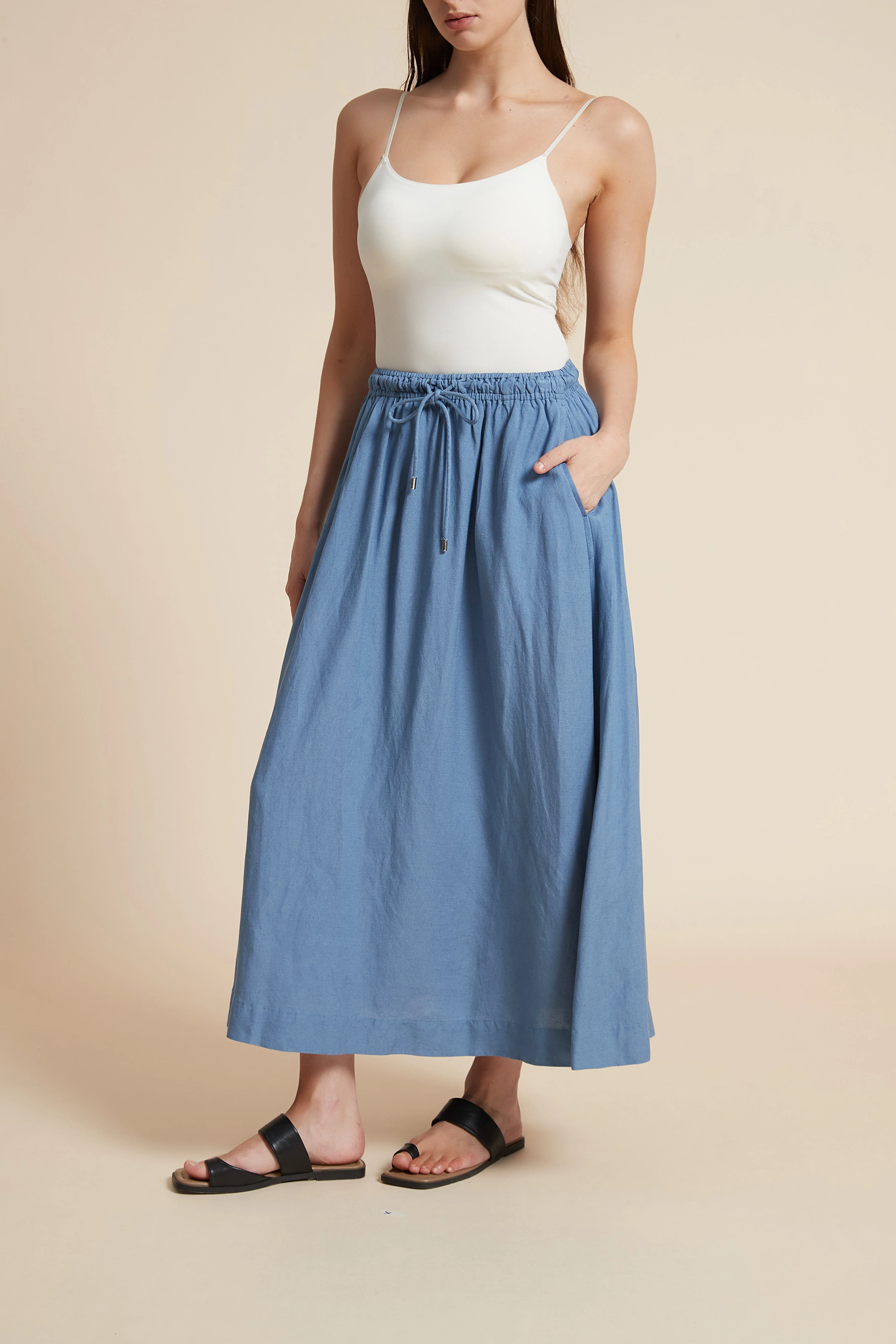 Plain Midi Skirt with Flared Cut and Waist Tie - Image 8