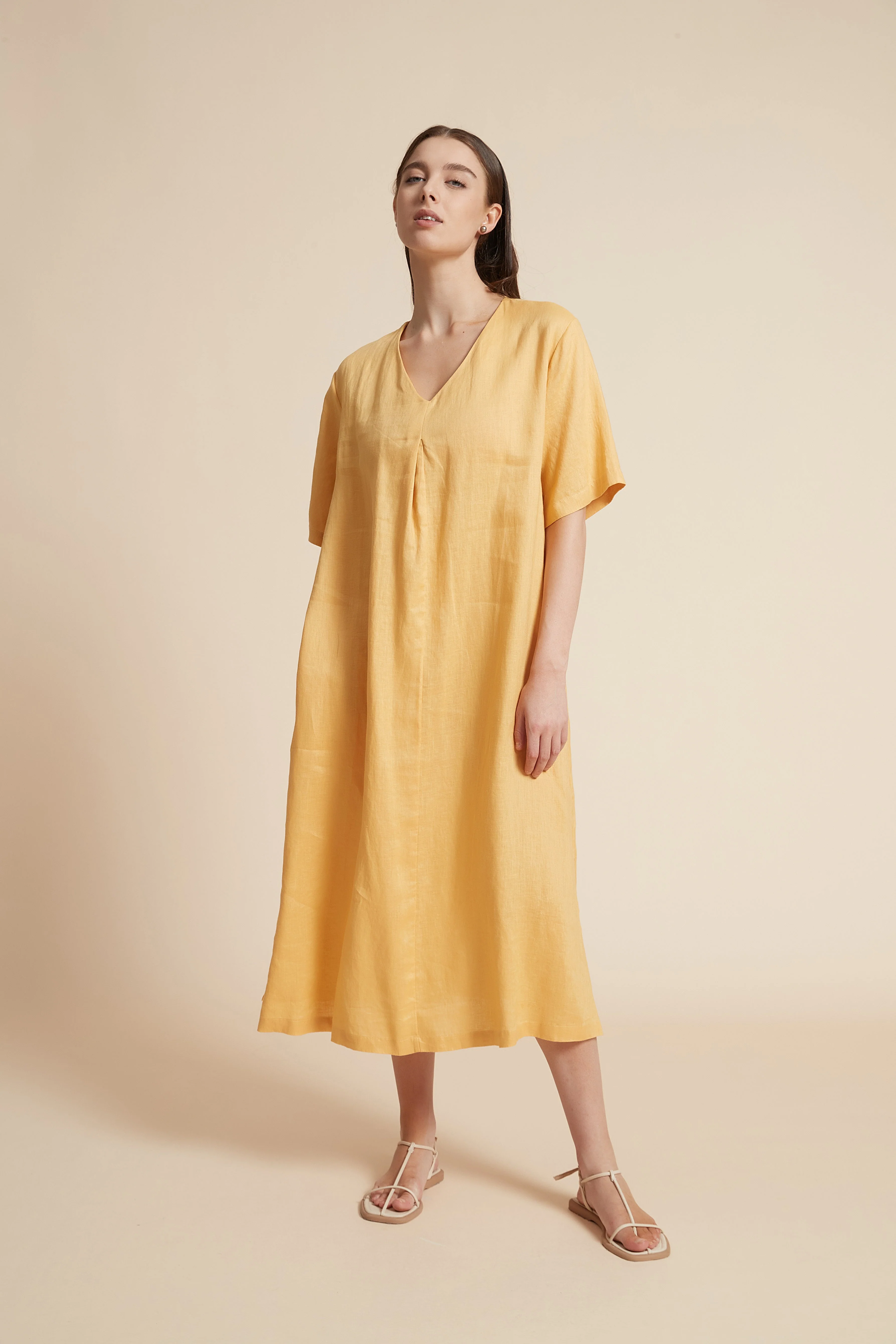 Plain Midi Dress with Half Sleeves and V-Neckline - Image 9