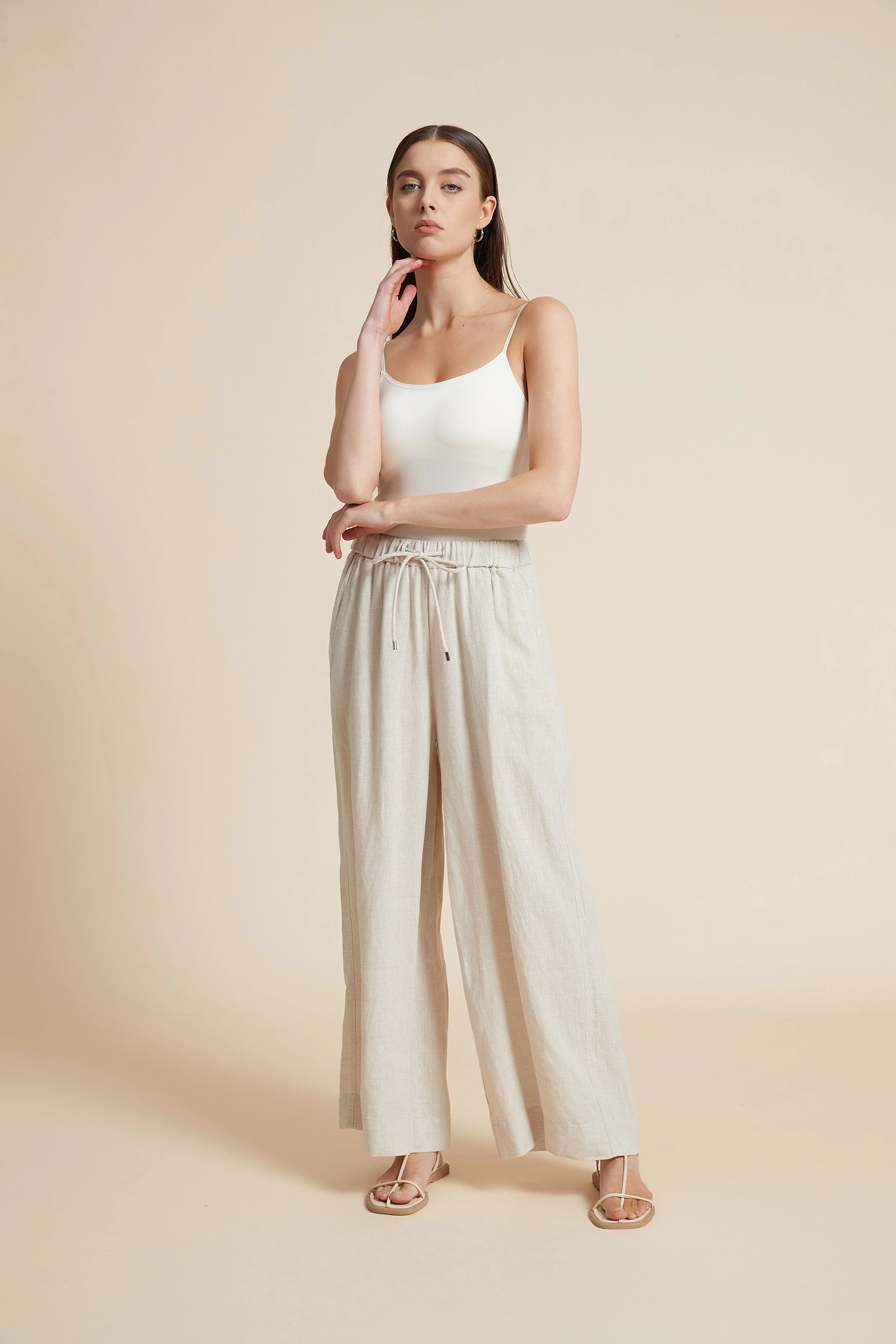 Plain Long Pants with Wide Legs - Image 3