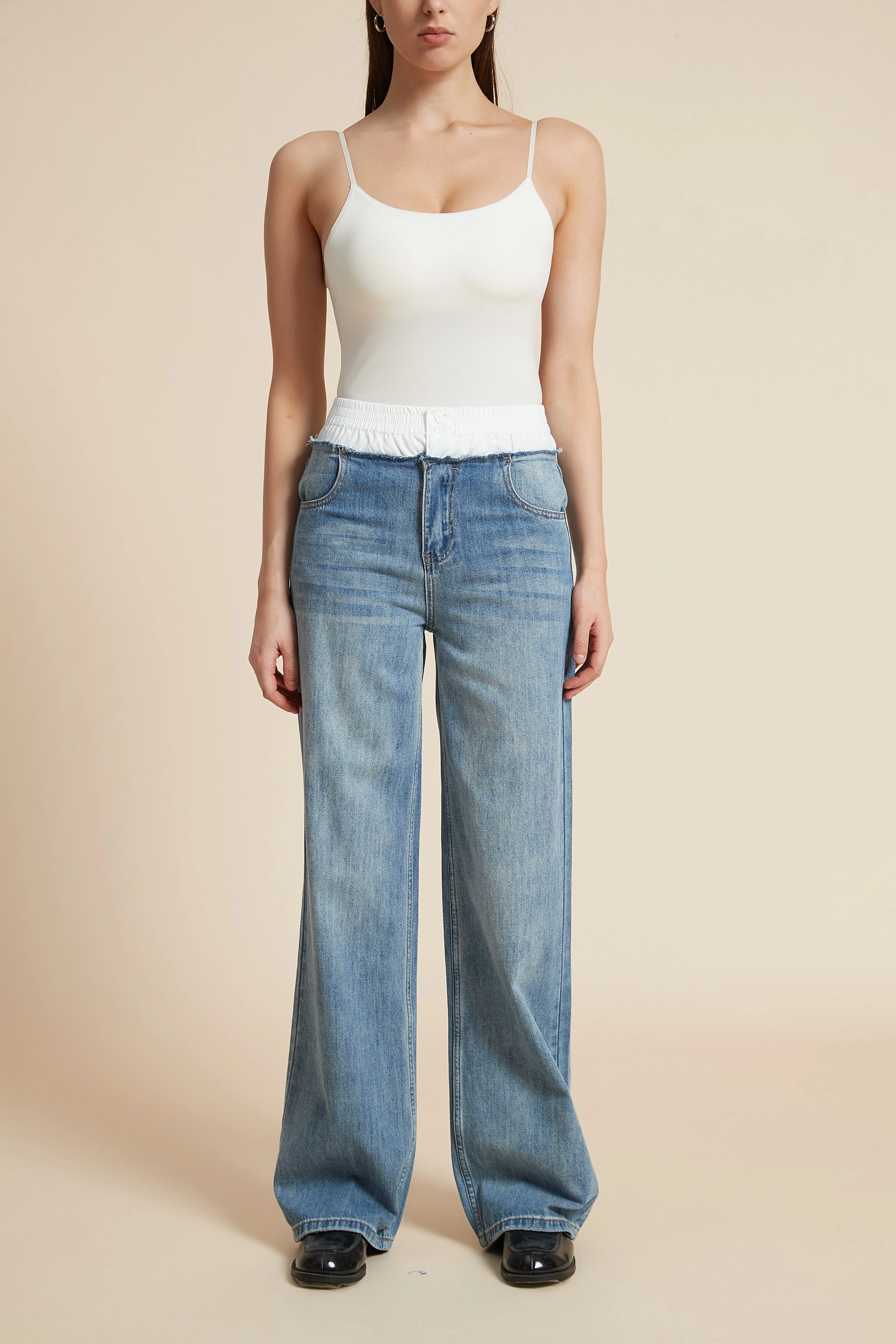 Wide-Leg Long Jeans - Image 3