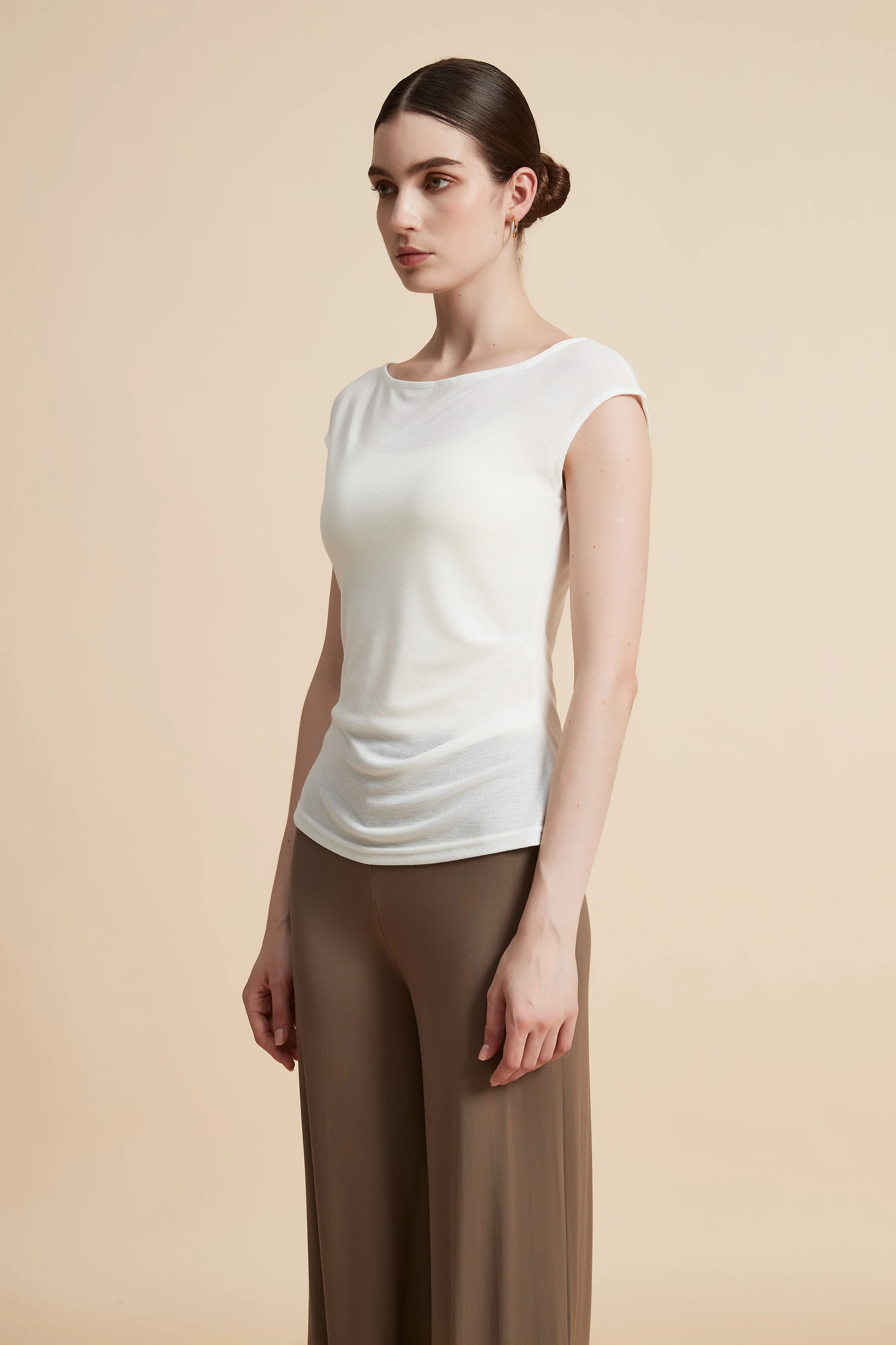 Sleeveless Top with Round Neck - Image 12