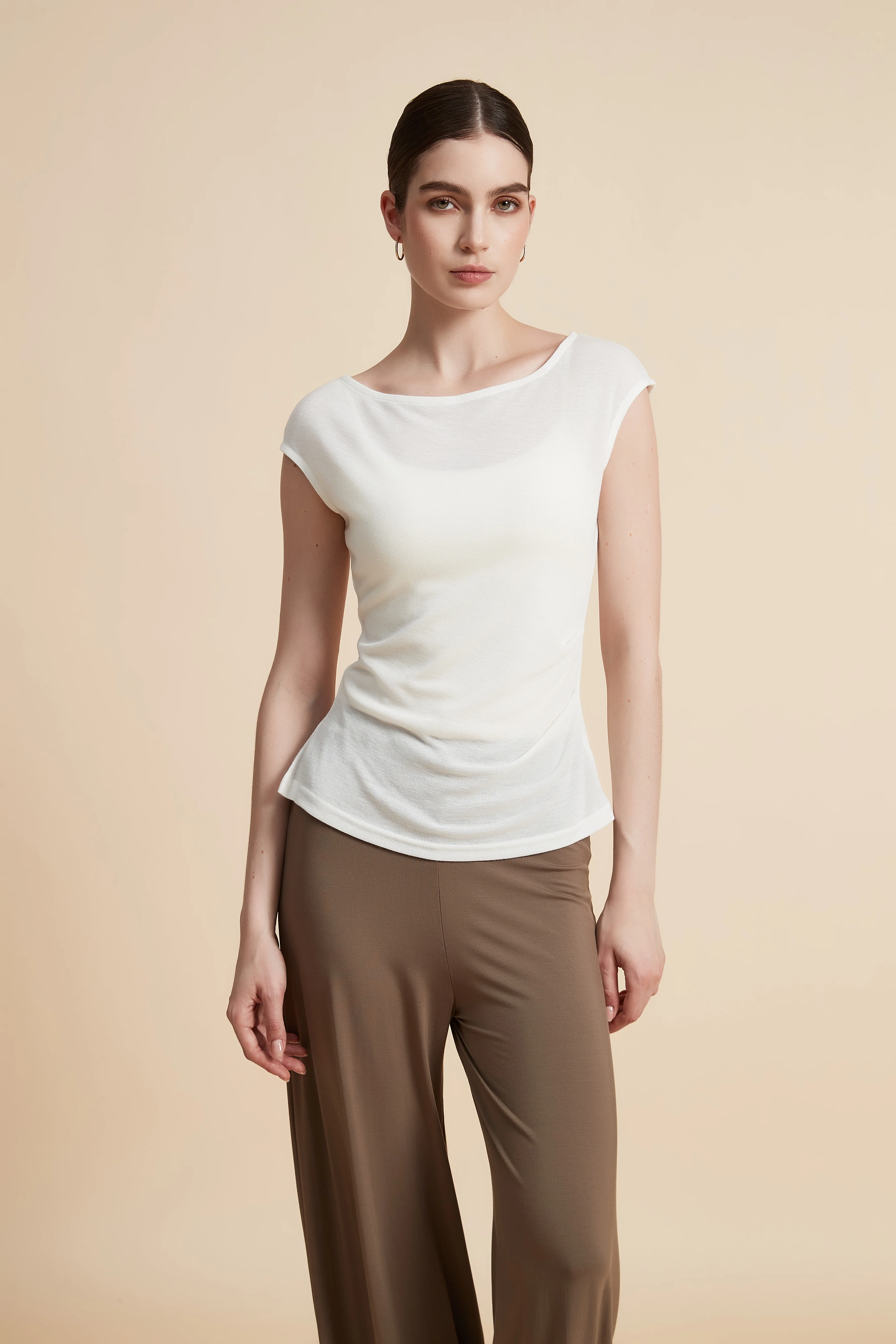 Sleeveless Top with Round Neck - Image 13
