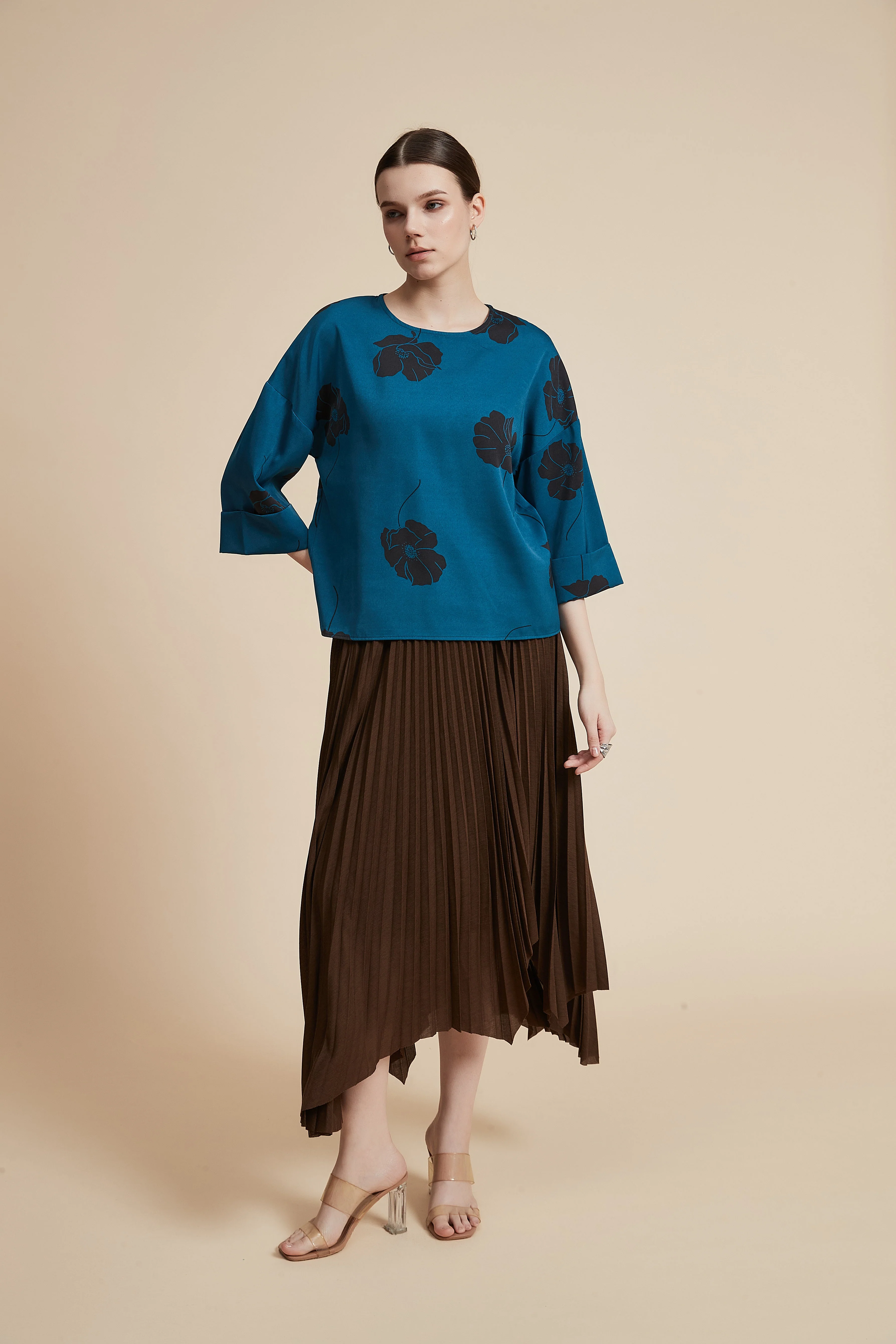 3/4 Sleeve Floral Blouse - Image 2