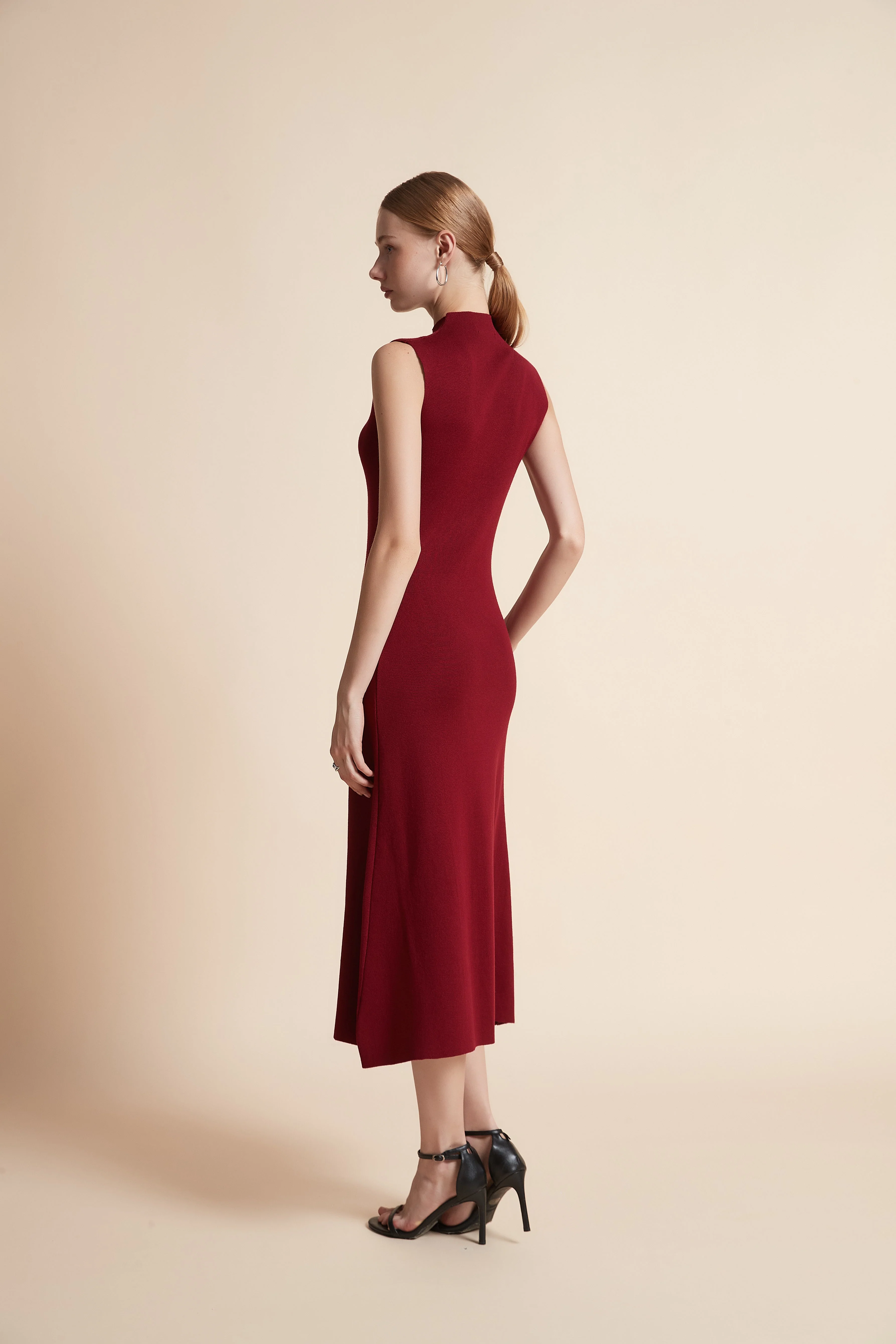 Solid Sleeveless Midi Dress - Image 7