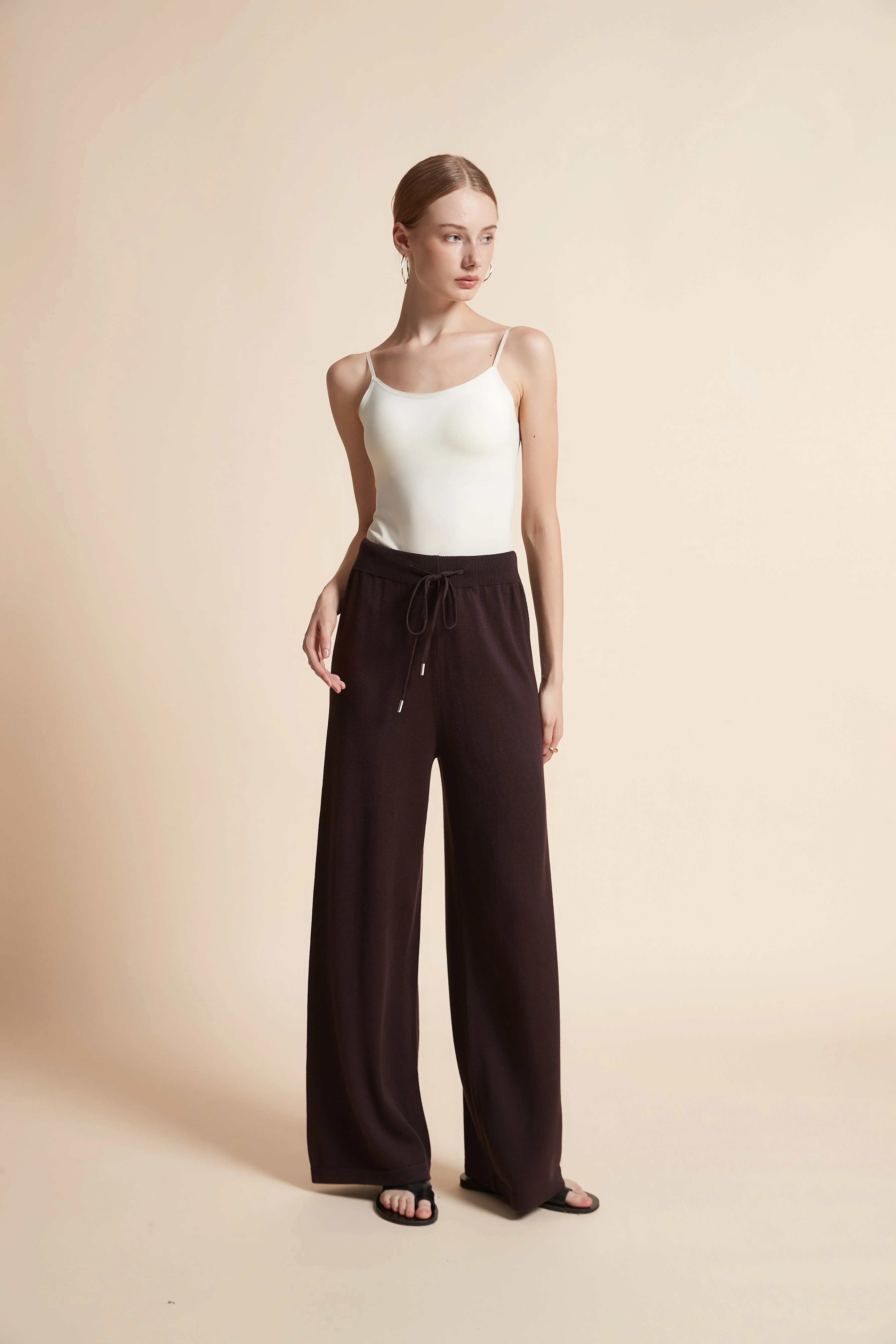 Wide-Leg Drawstring Pants - Image 11