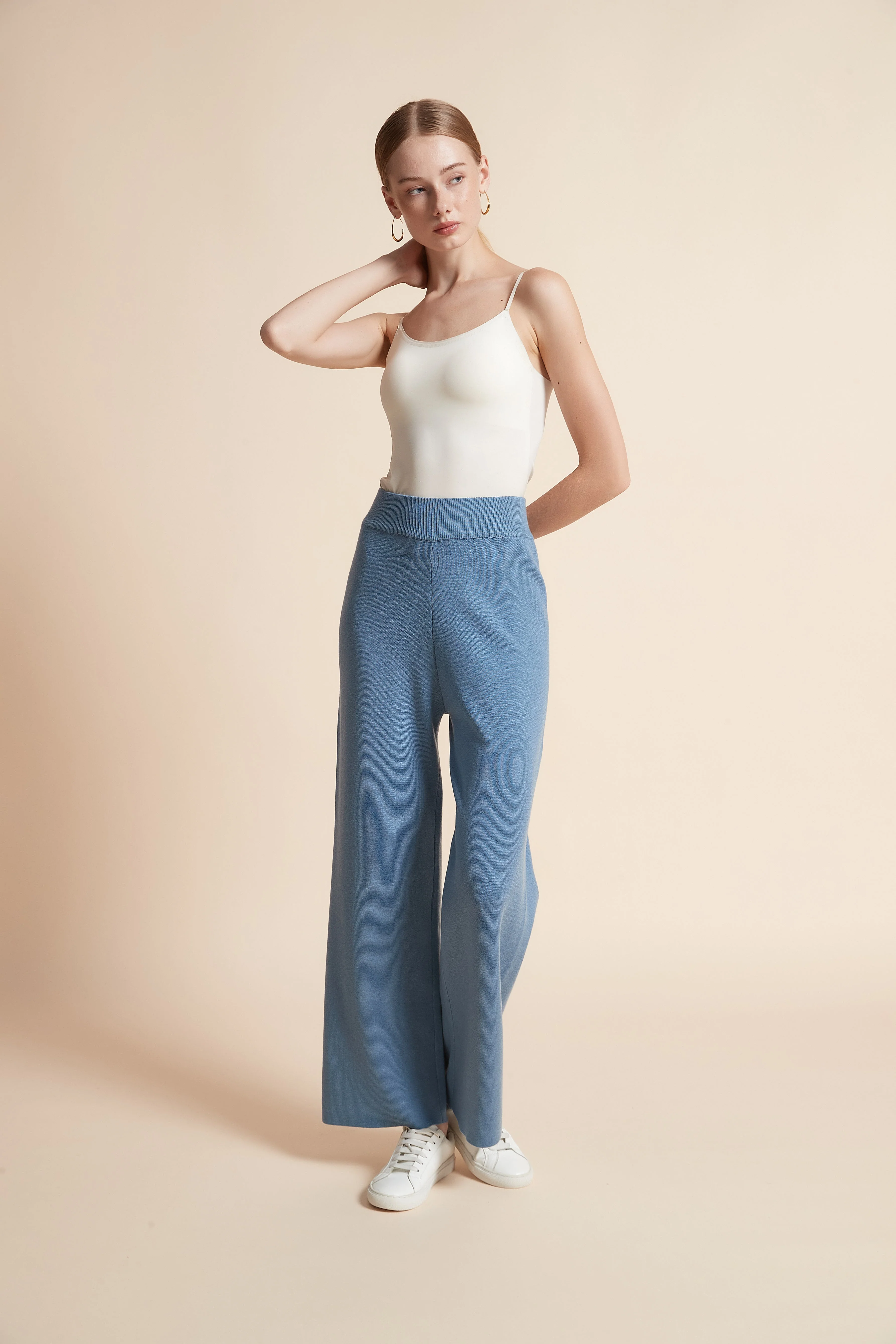 Solid Wide-Leg Pants - Image 4