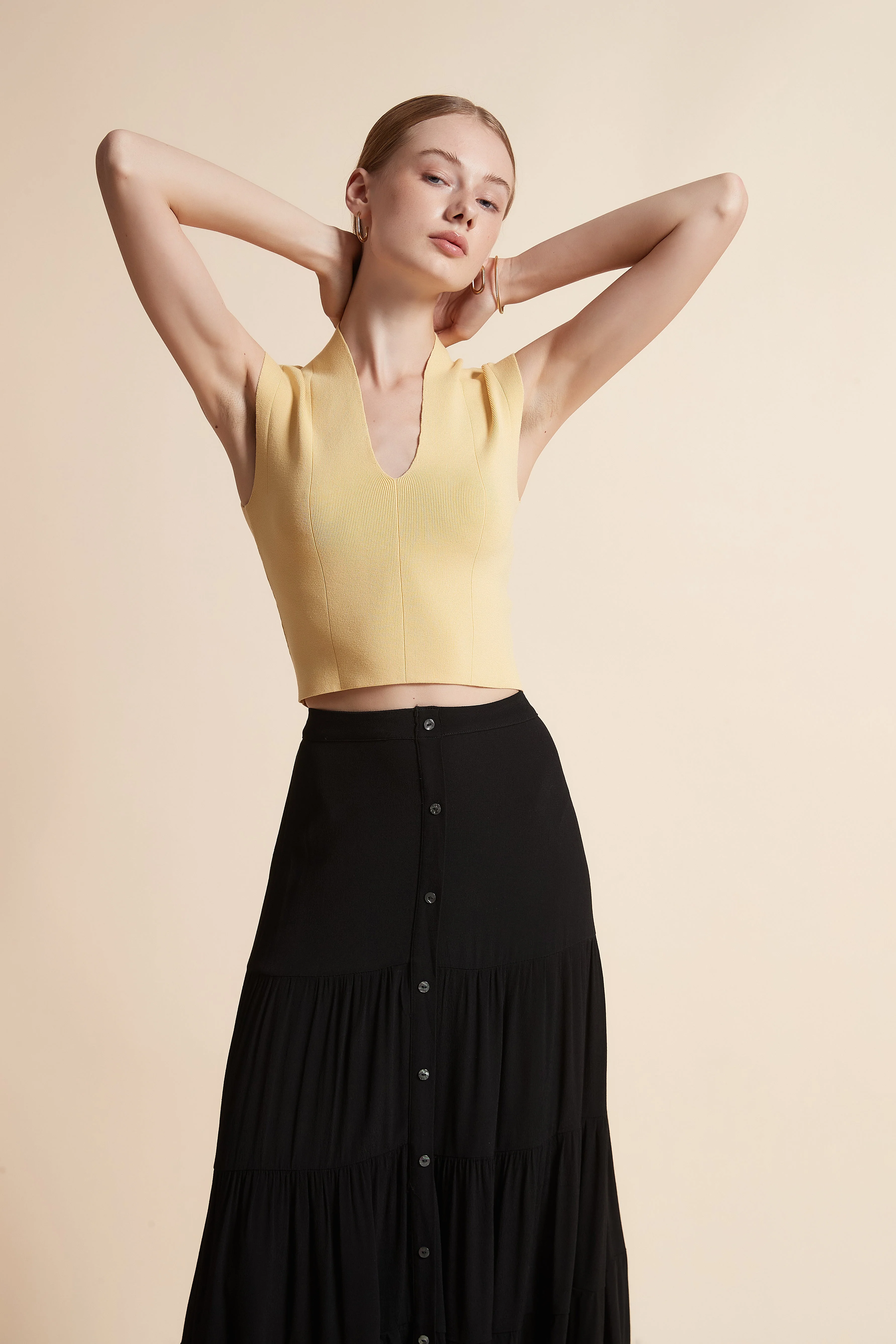 Ribbed Sleeveless V-Neck Top - Image 17