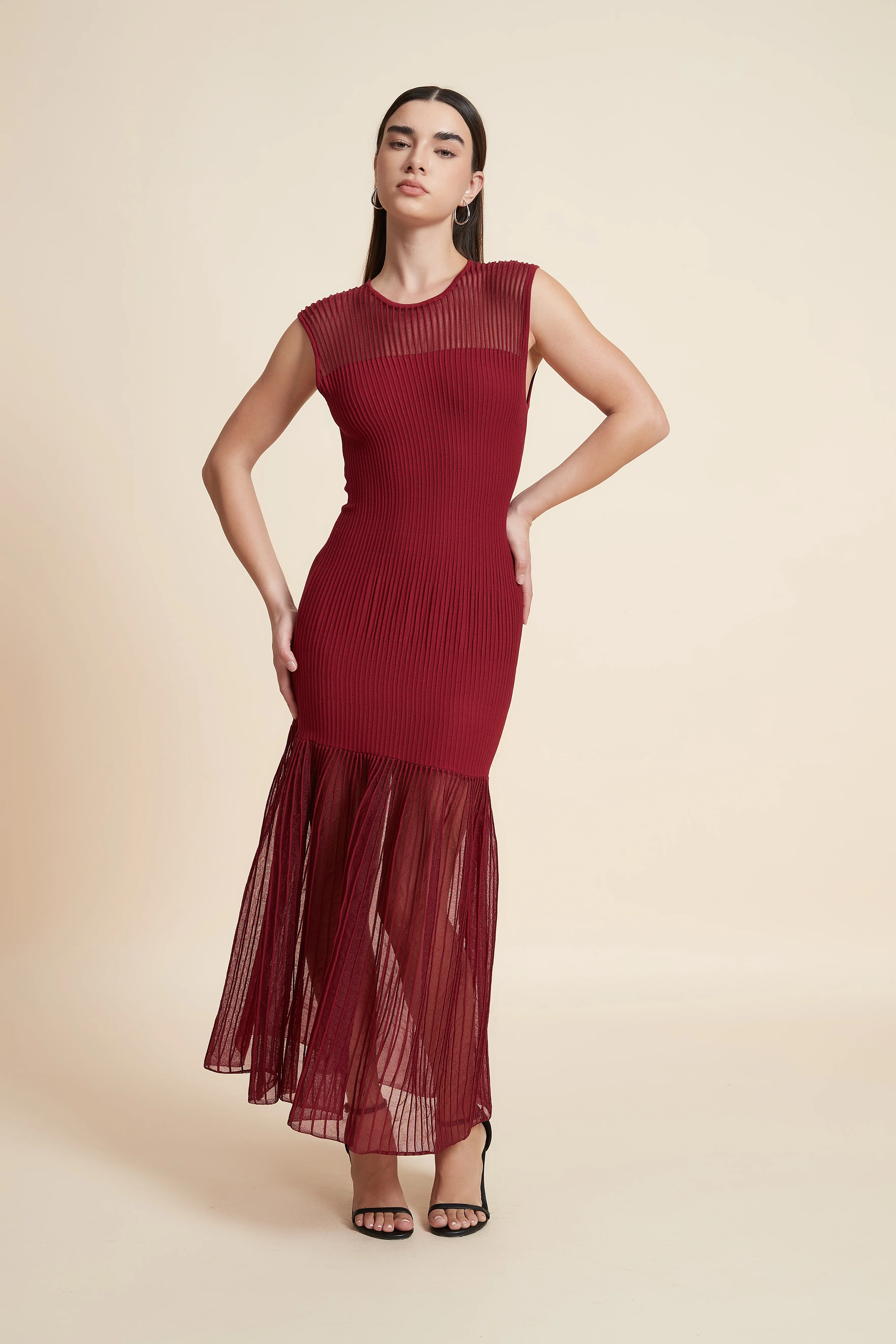 Plain Sleeveless Midi Dress - Image 3