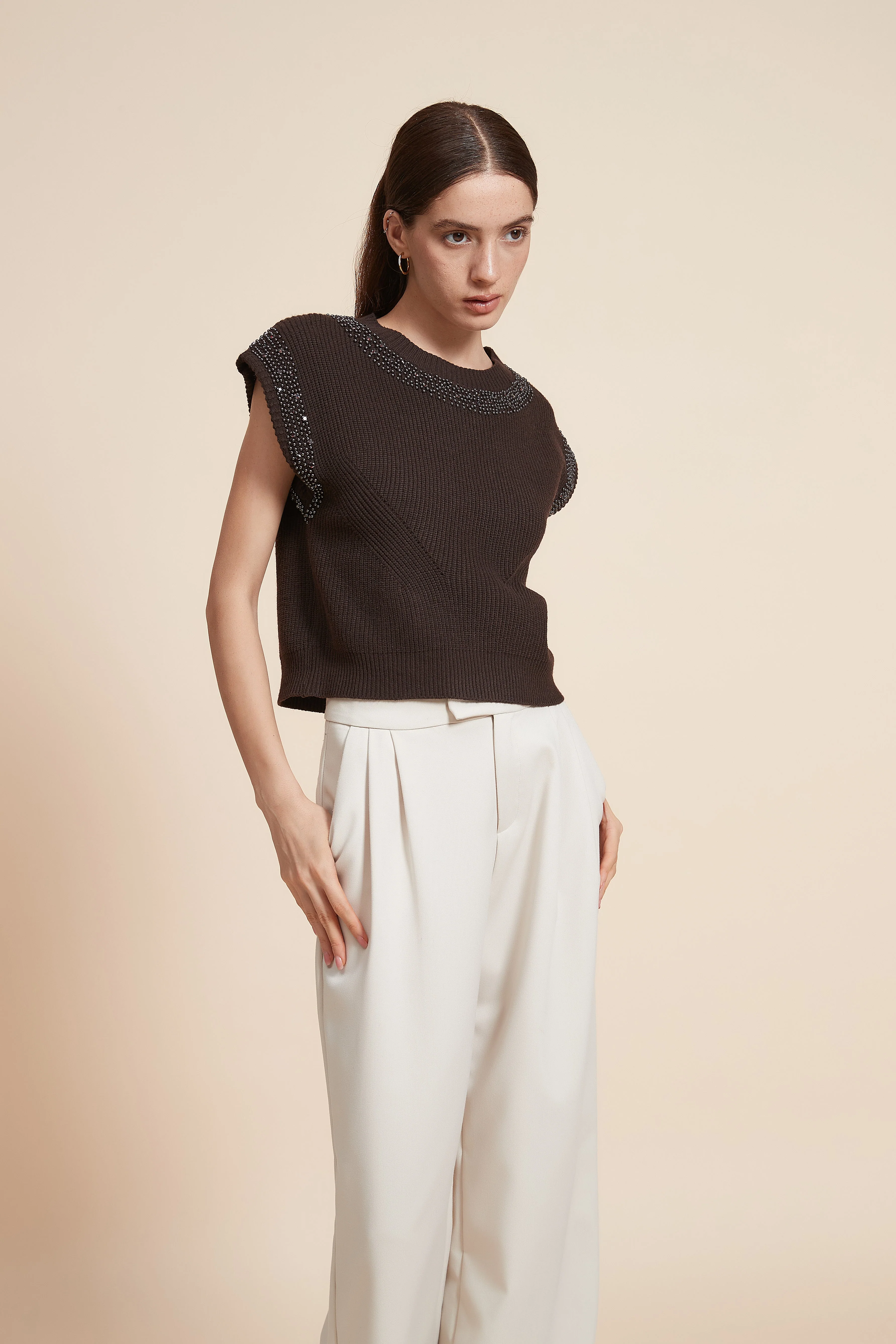 Embroidered Sleeveless Sweater - Image 3