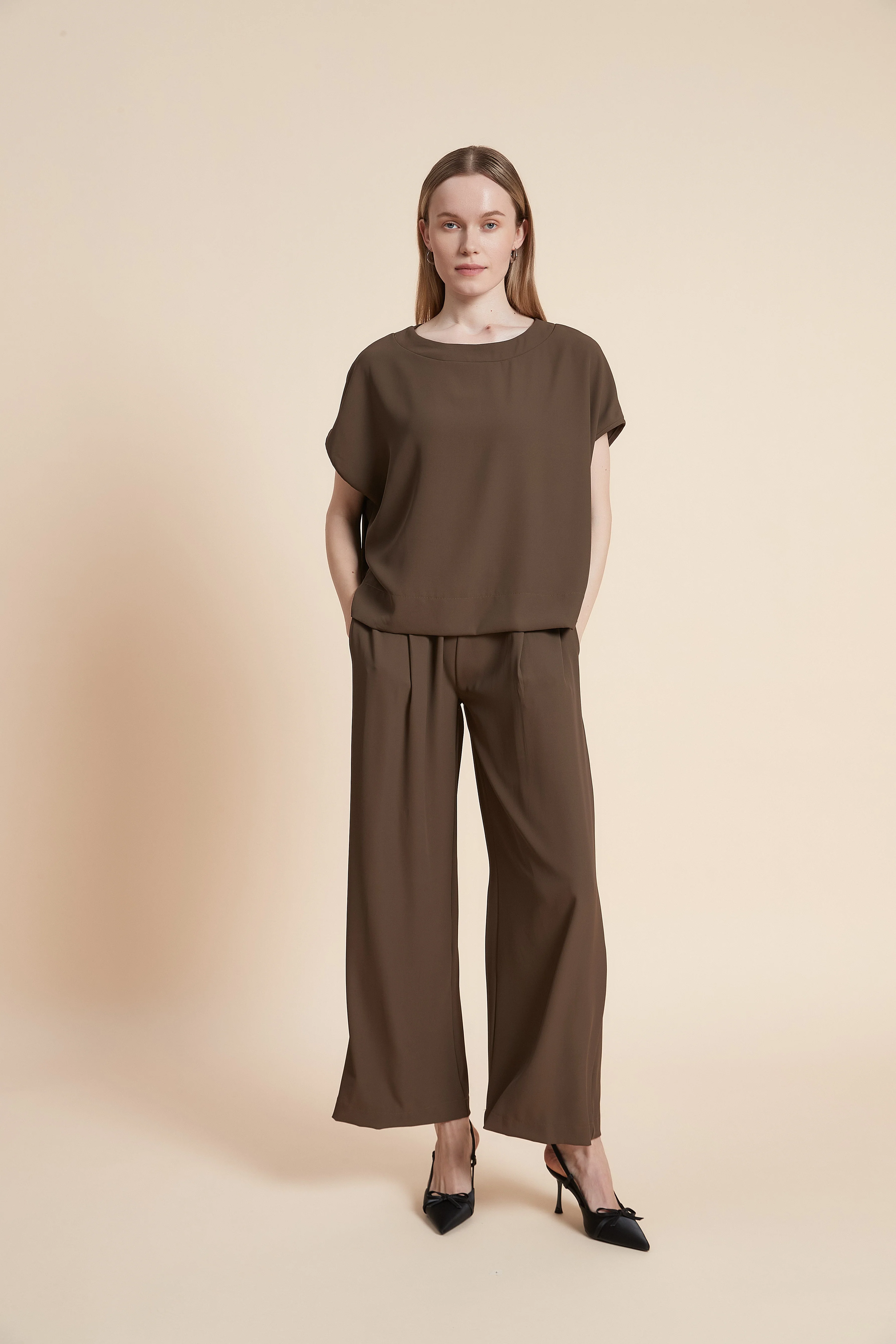 Plain half-Sleeve T-shirt - Image 3