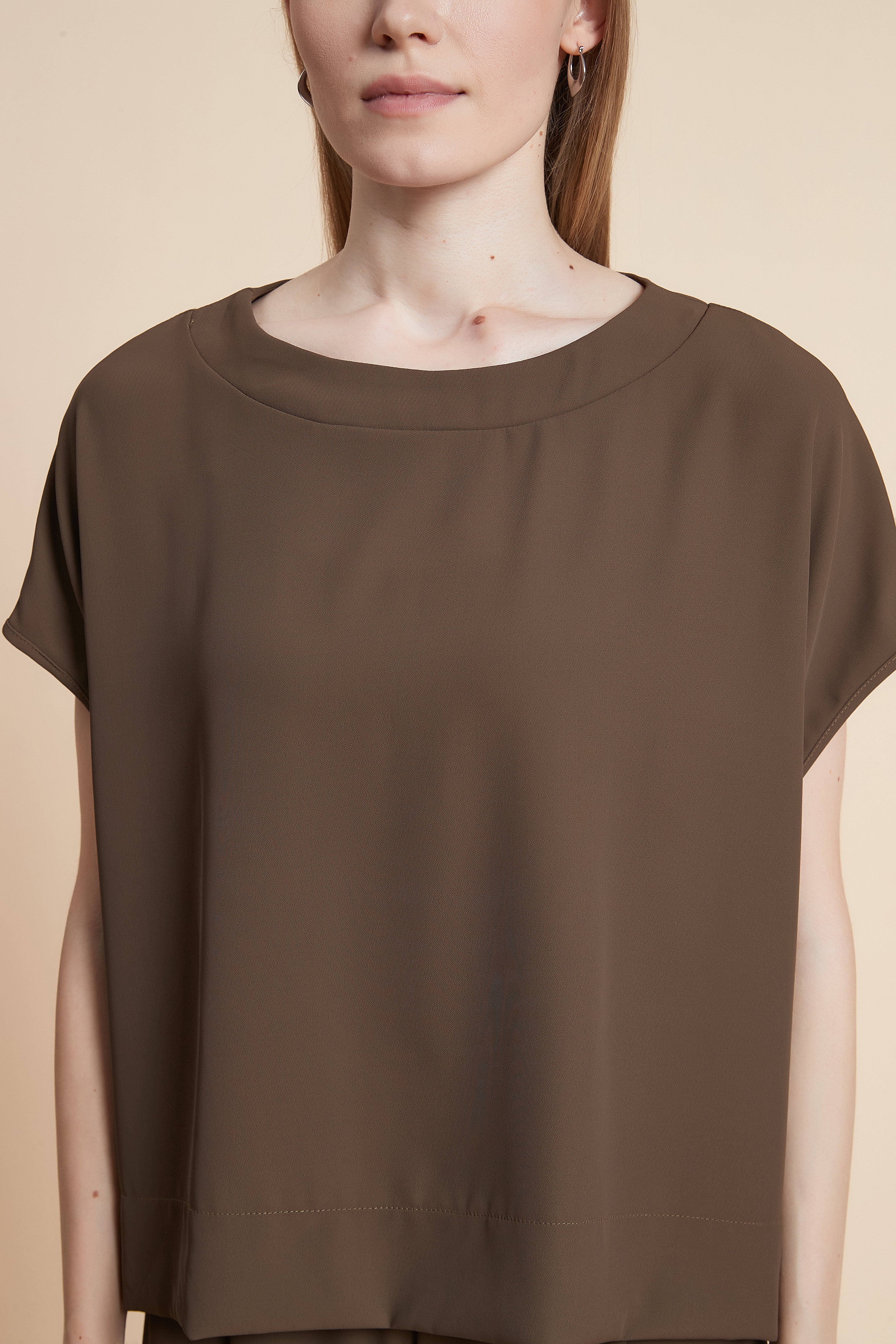 Plain half-Sleeve T-shirt - Image 7