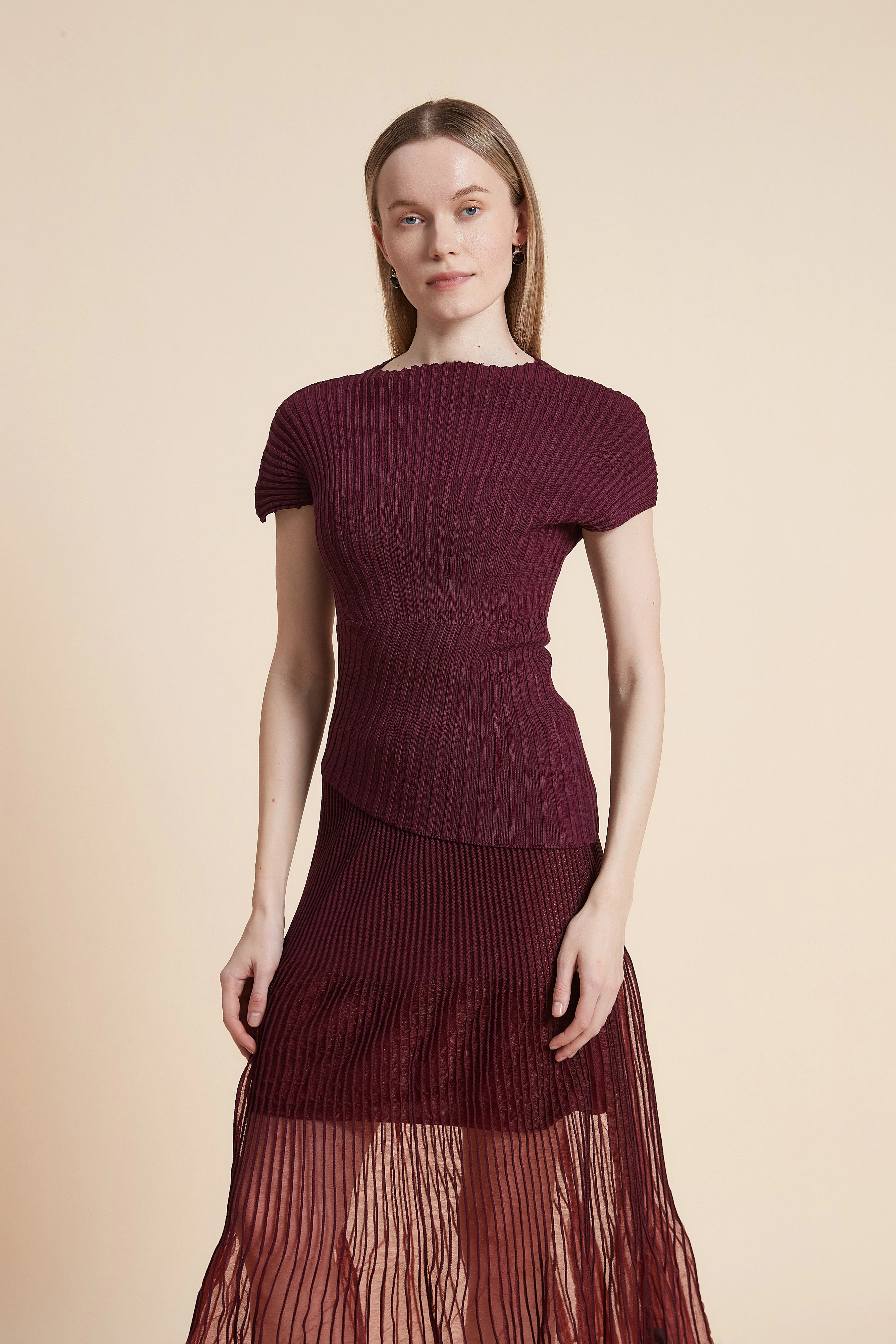 Plain Ribbed Top with Short Sleeves - Image 8