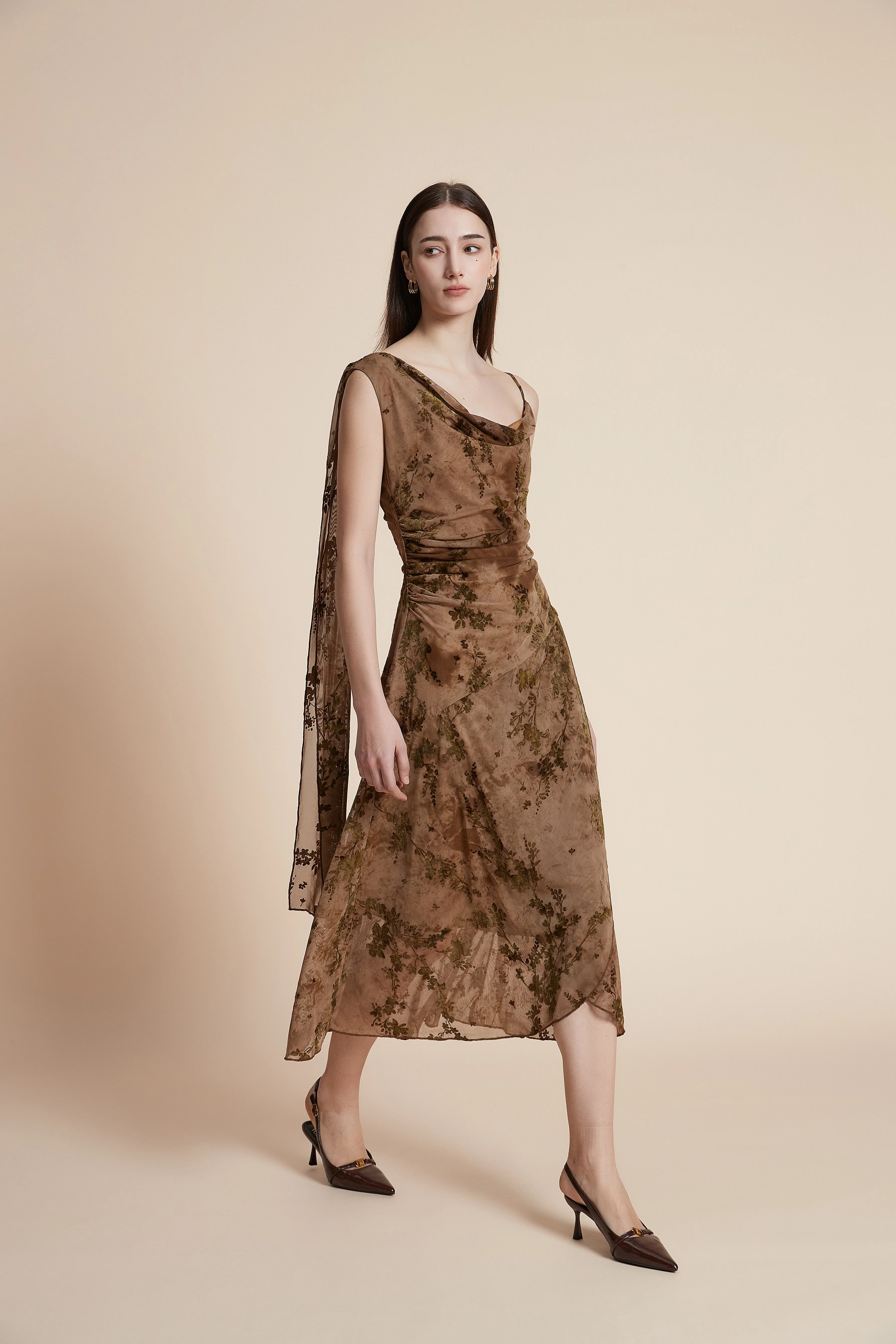 Floral strapless midi dress - Image 4