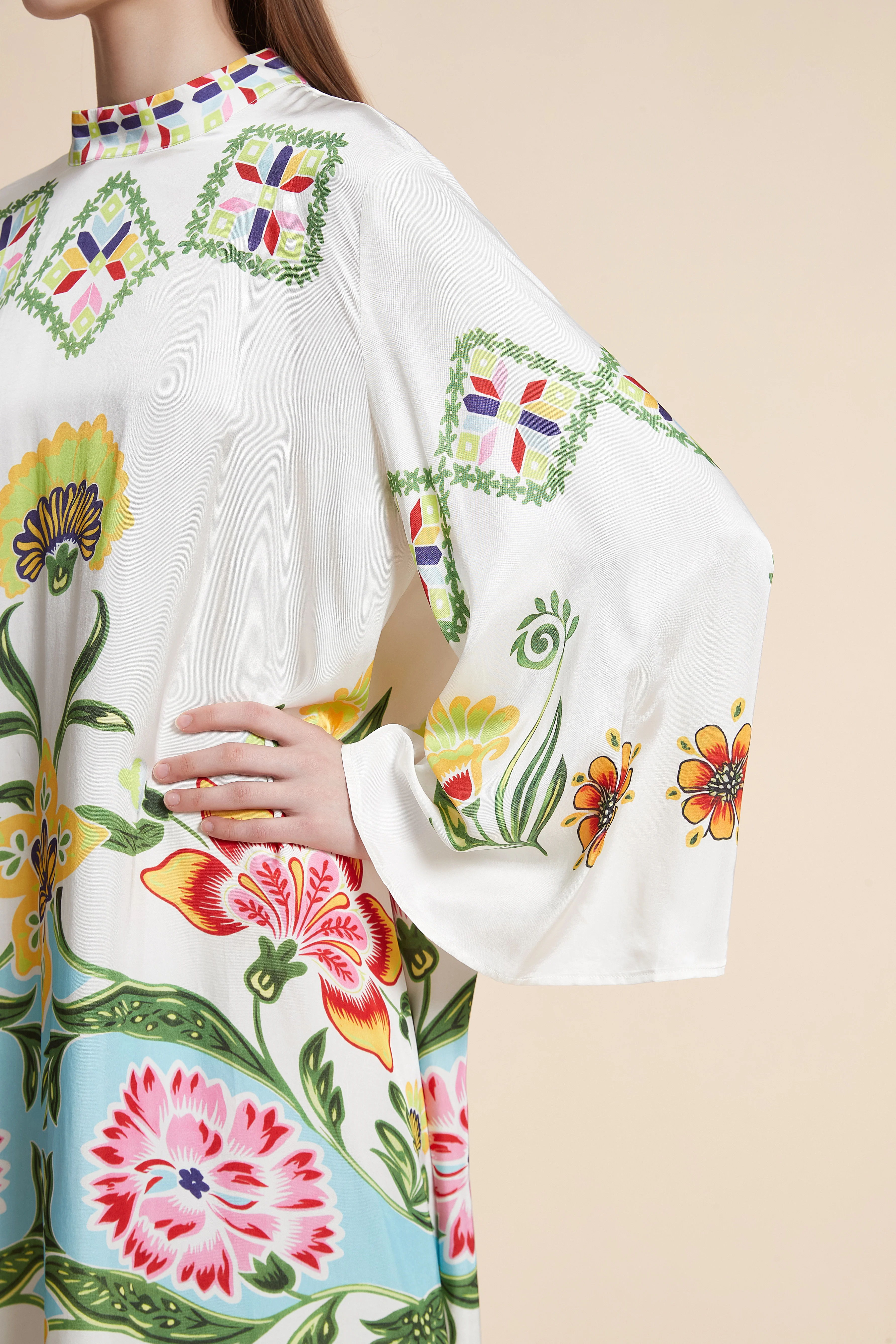 Garden Mosaic Tie-Back Kaftan - Image 5