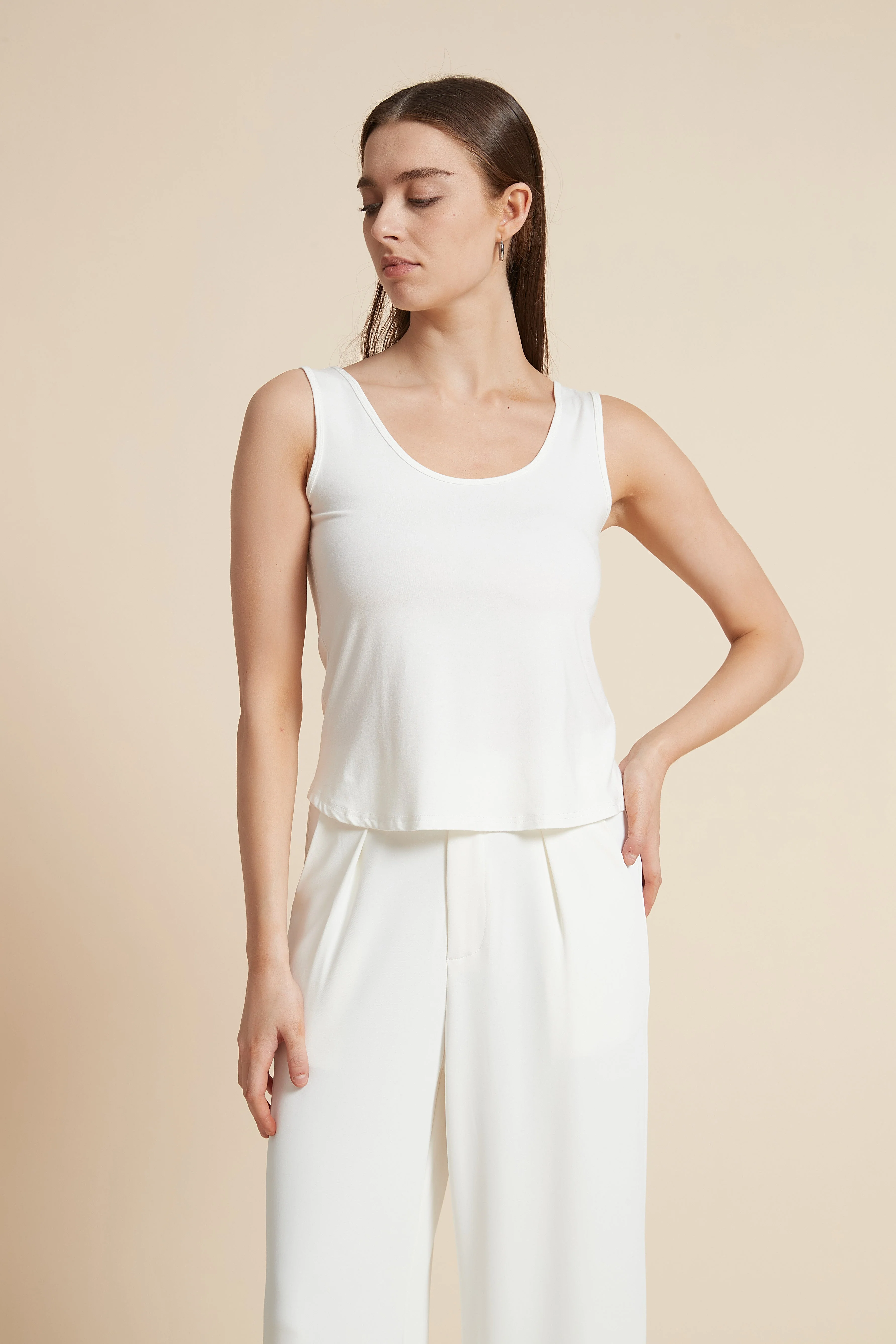 Sleeveless Round Neck Top - Image 3