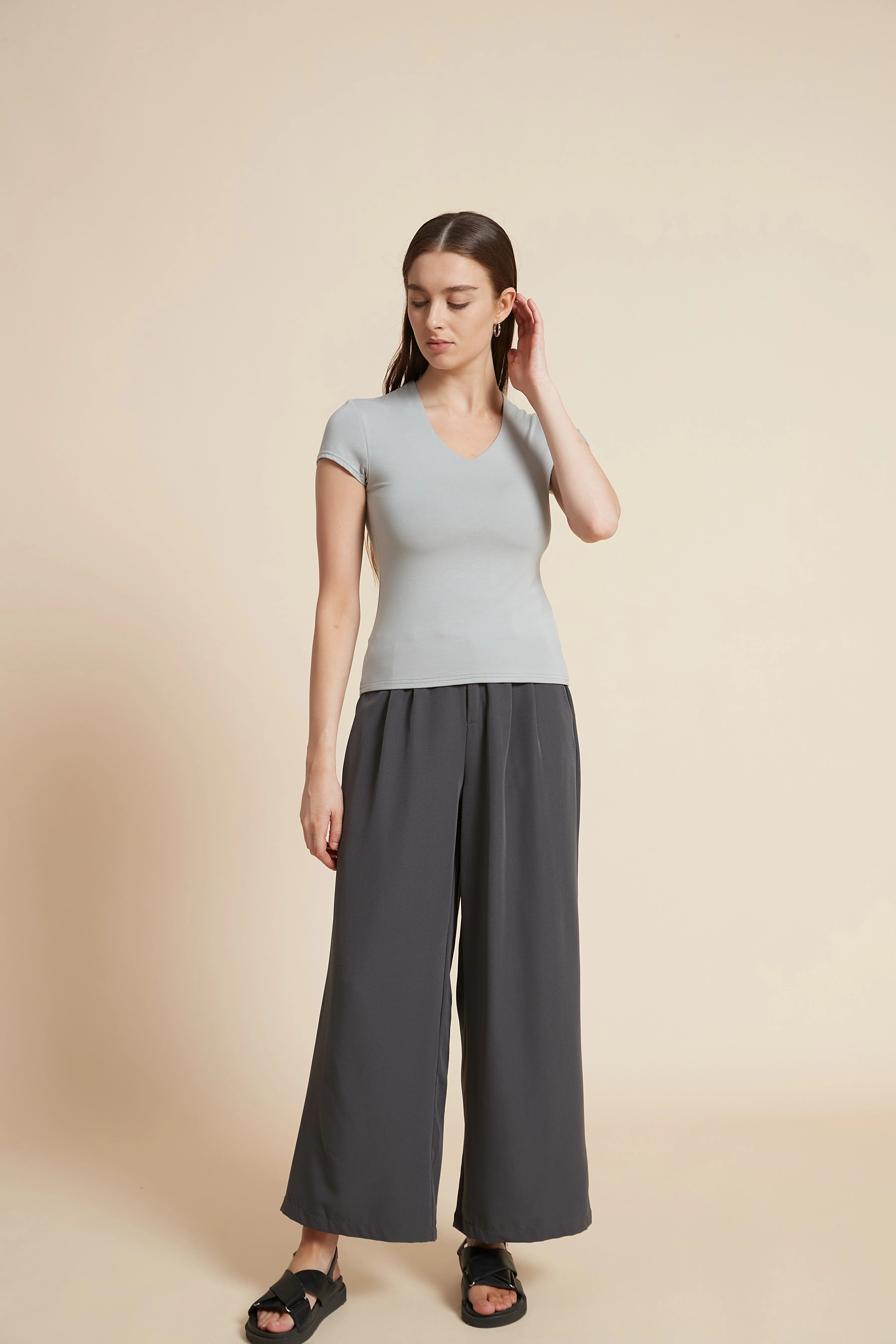 Short Sleeve Solid Waist-Length Blouse - Image 3
