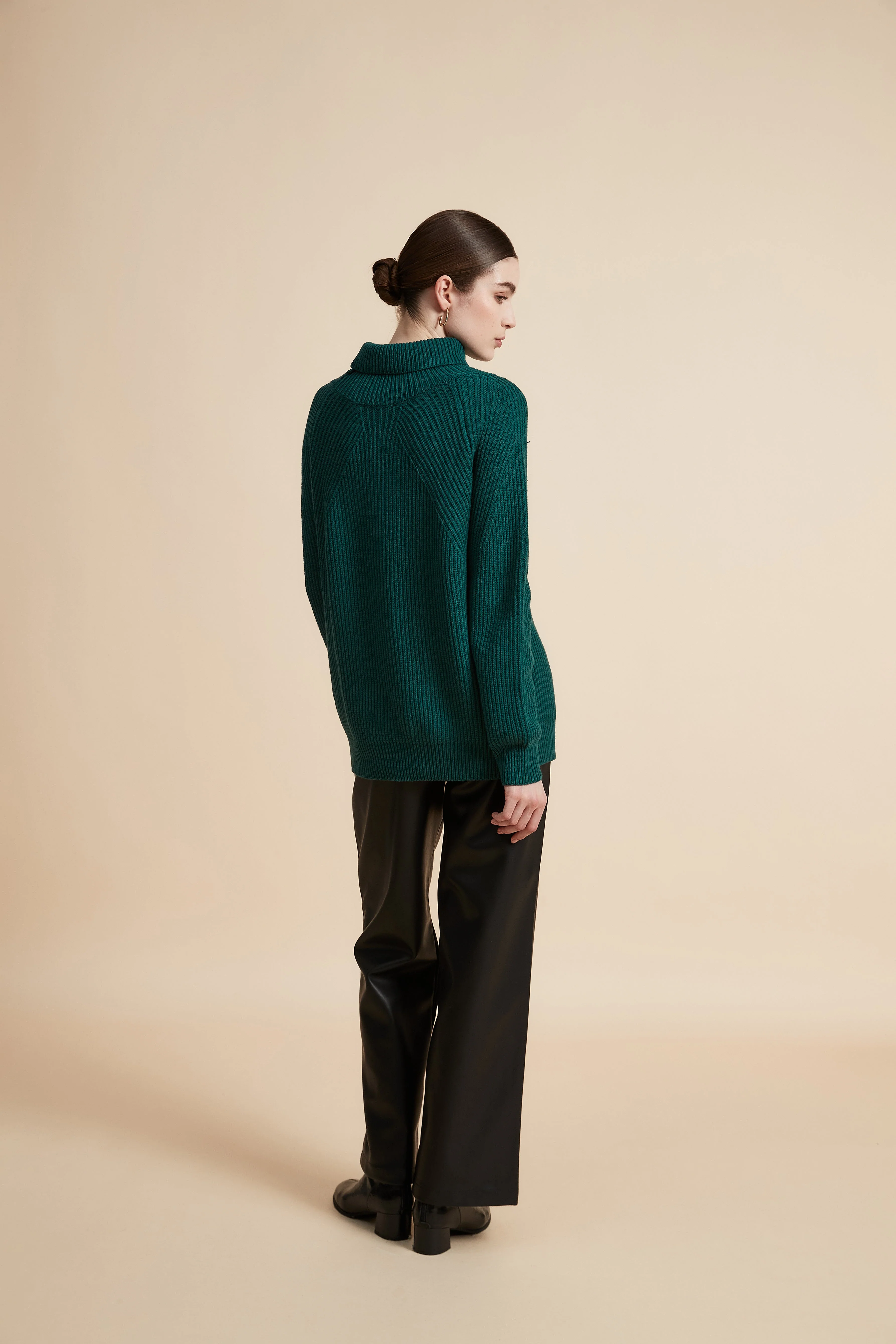 Long Sleeve Ribbed Sweater - Image 5