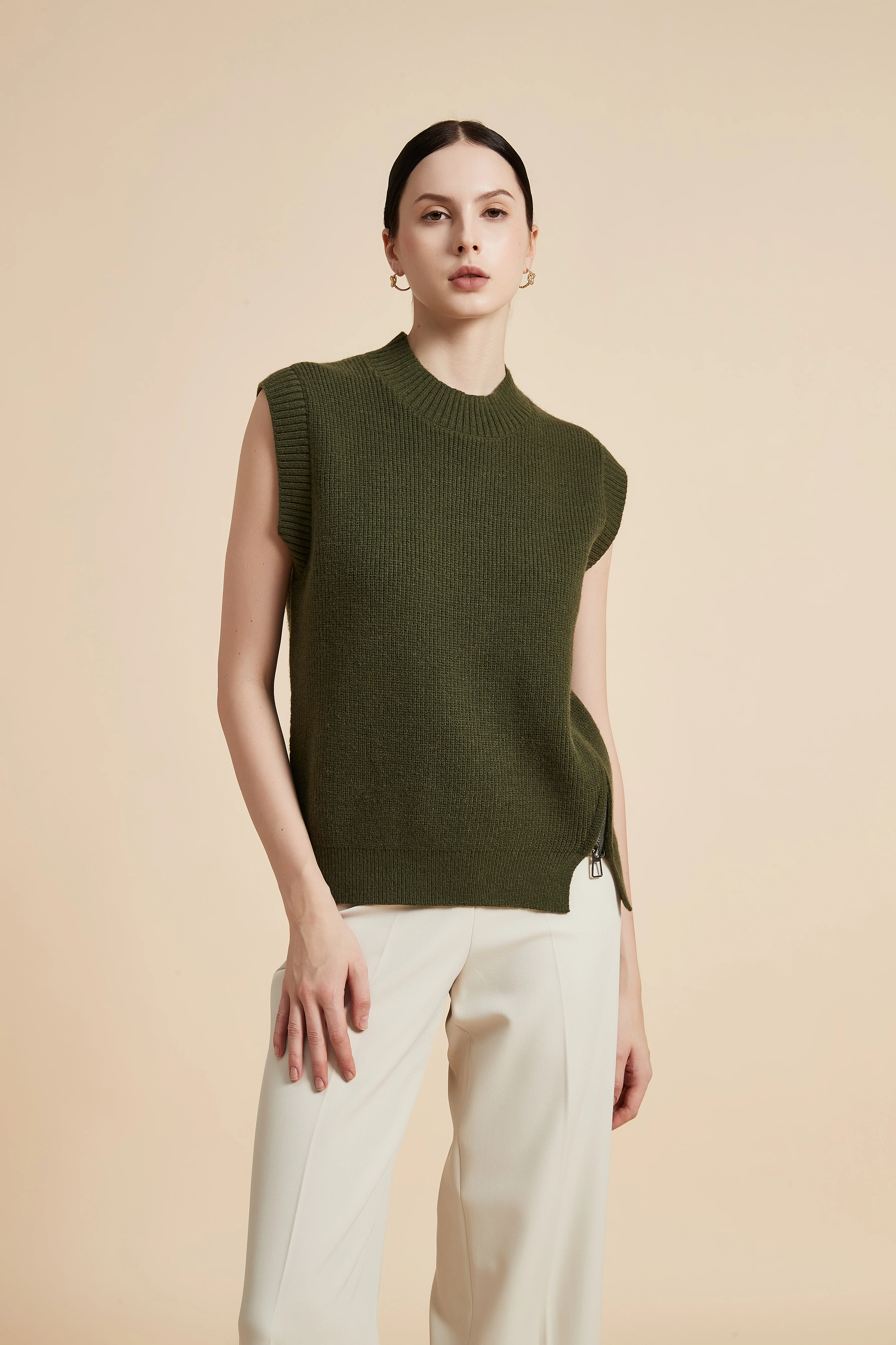 Sleeveless Solid Zip Side Sweater