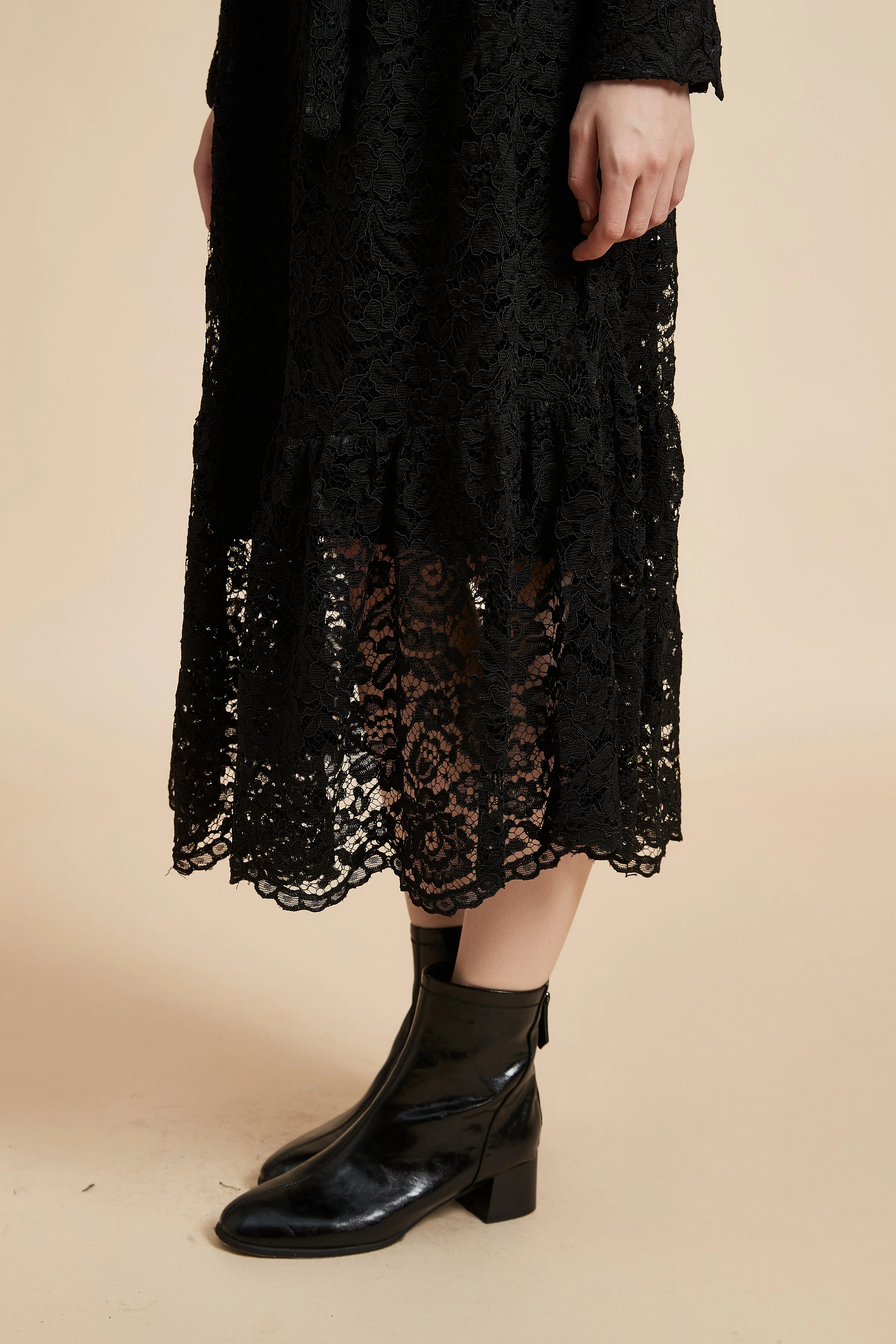 Long Sleeve Midi Dress with Lace Details - Image 5