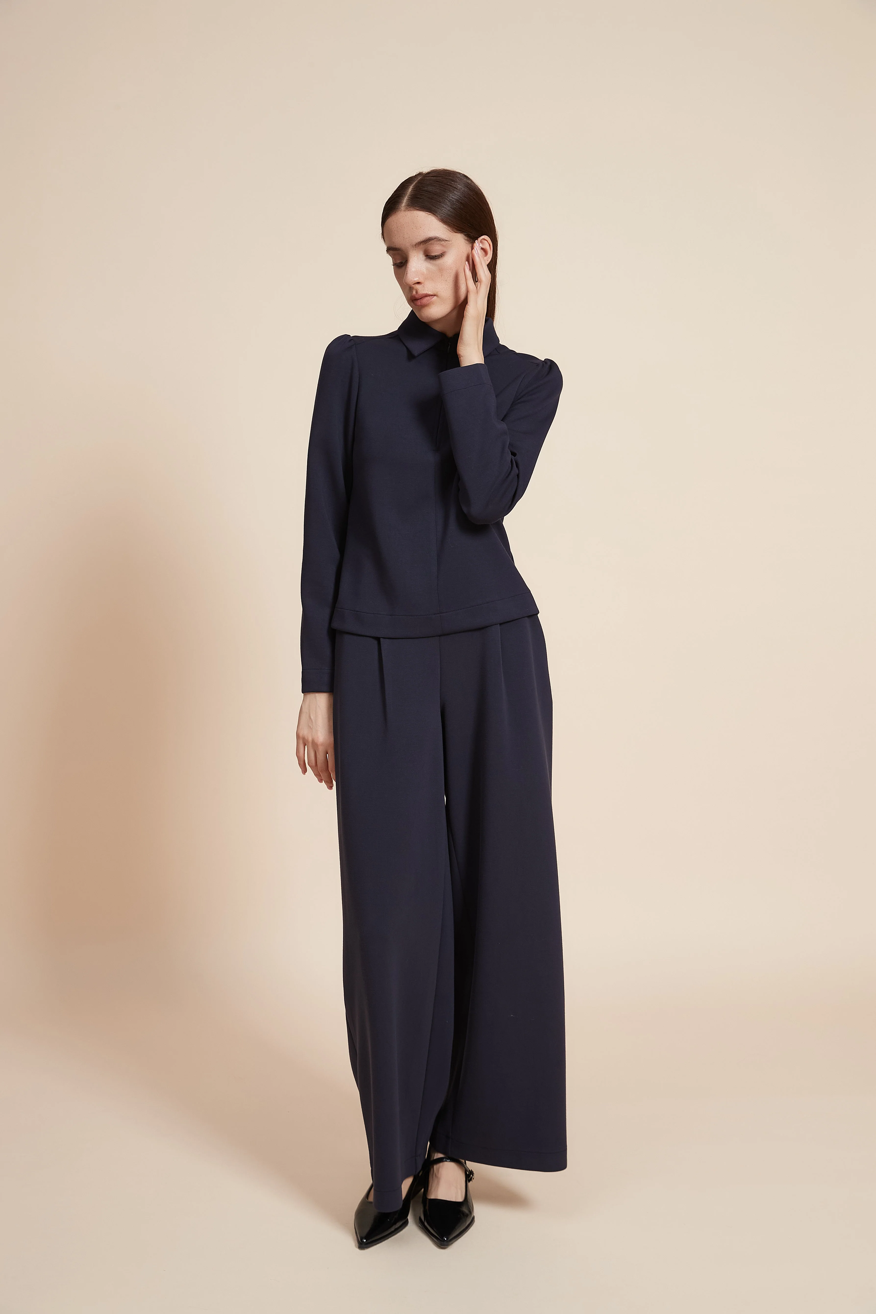 Plain Short-Sleeved Blouse - Image 4