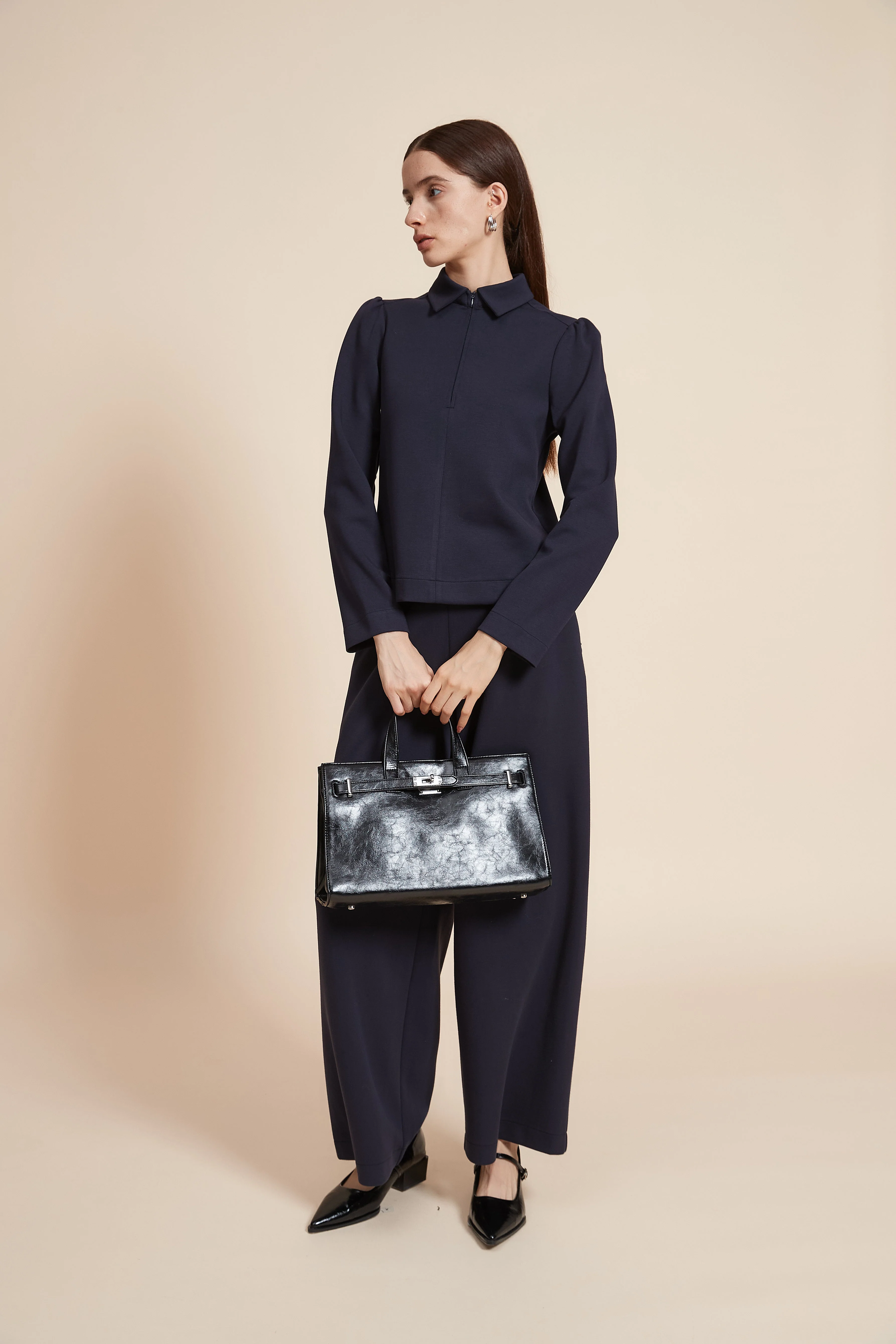 Plain Short-Sleeved Blouse - Image 5