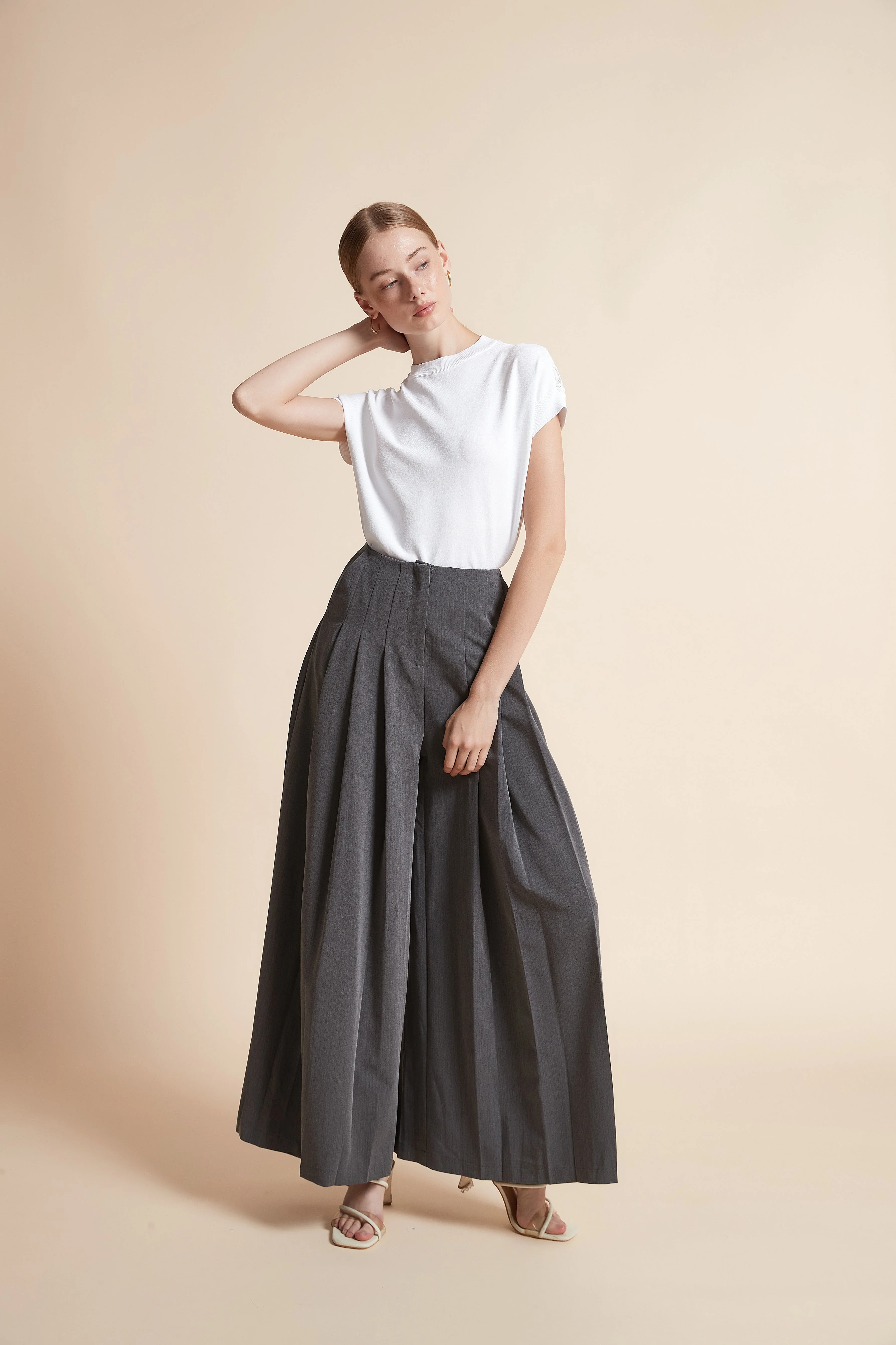 Wide-Leg Pleated Trousers - Image 3