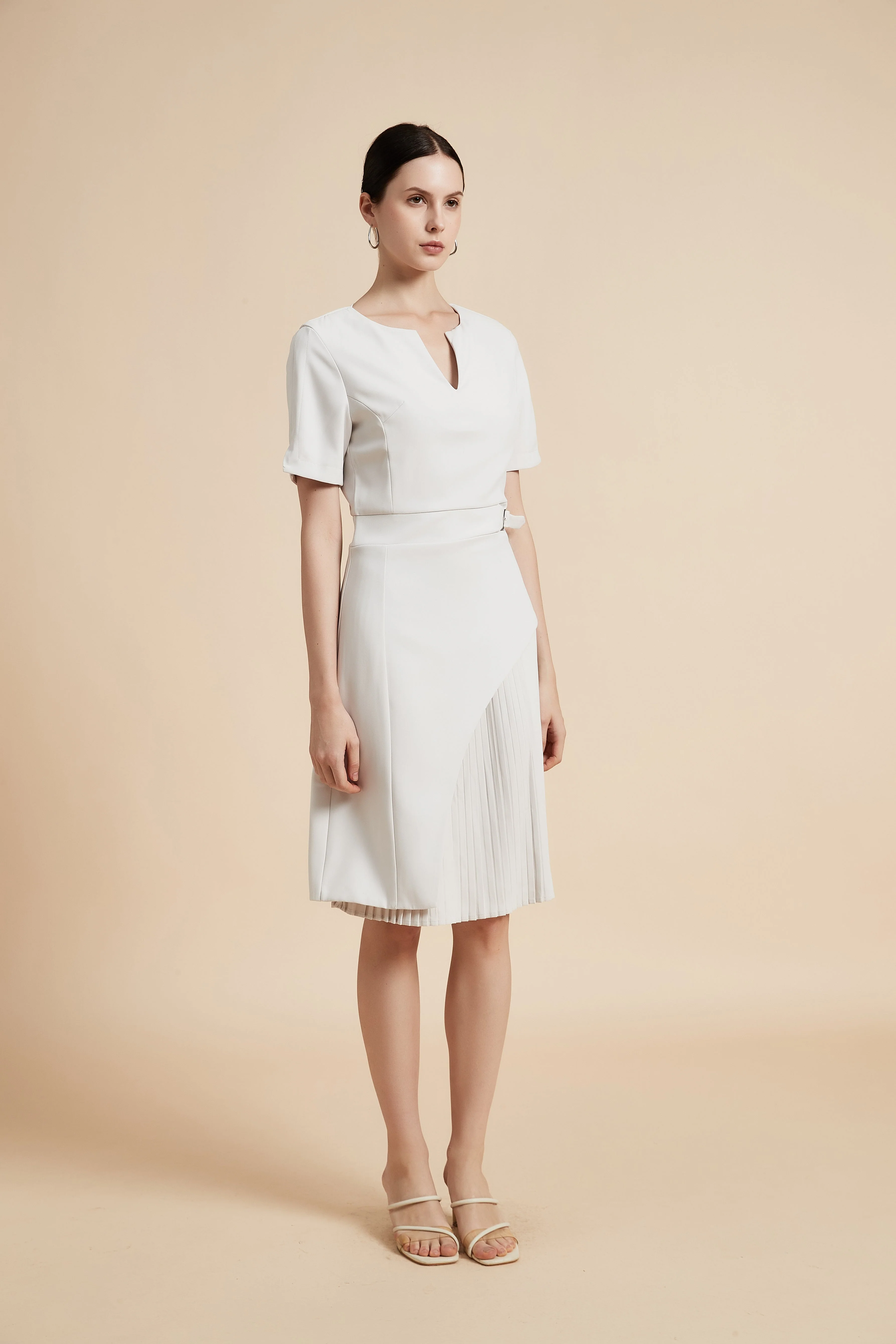 Knee-Length Half-Sleeve Dress with Waist Belt - Image 2