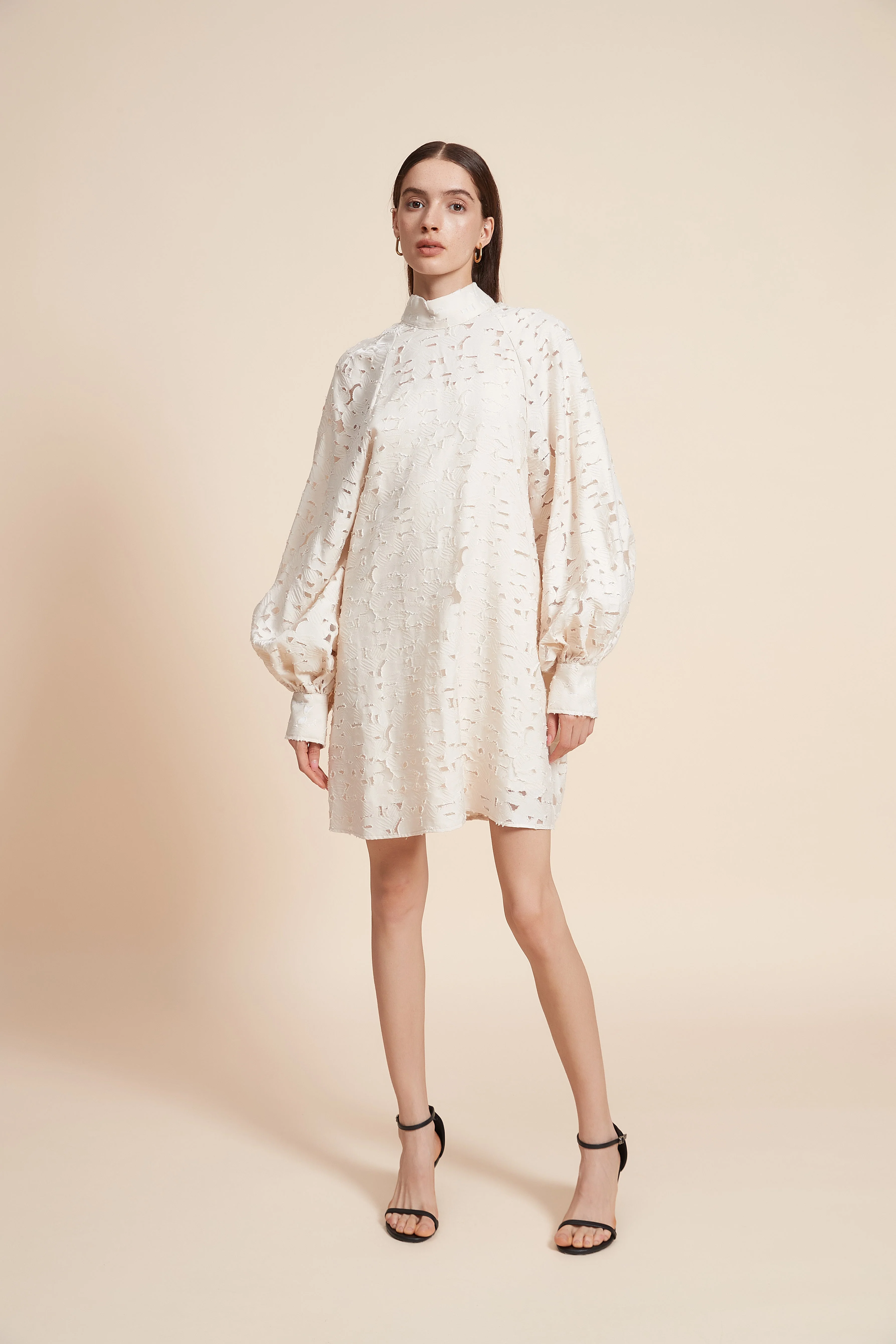 Jacquard Short Dress With Long Sleeves - Image 11