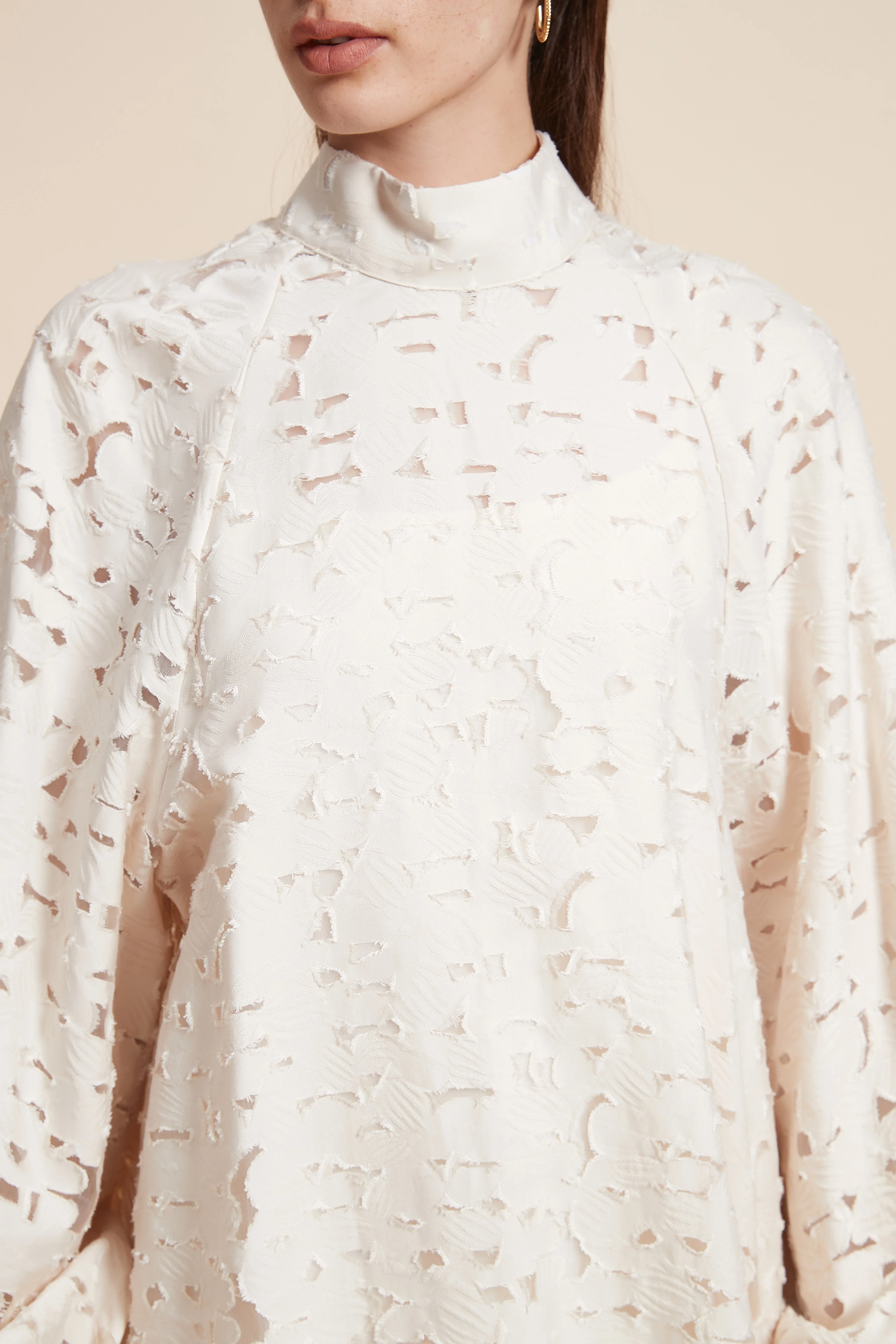 Jacquard Short Dress With Long Sleeves - Image 17