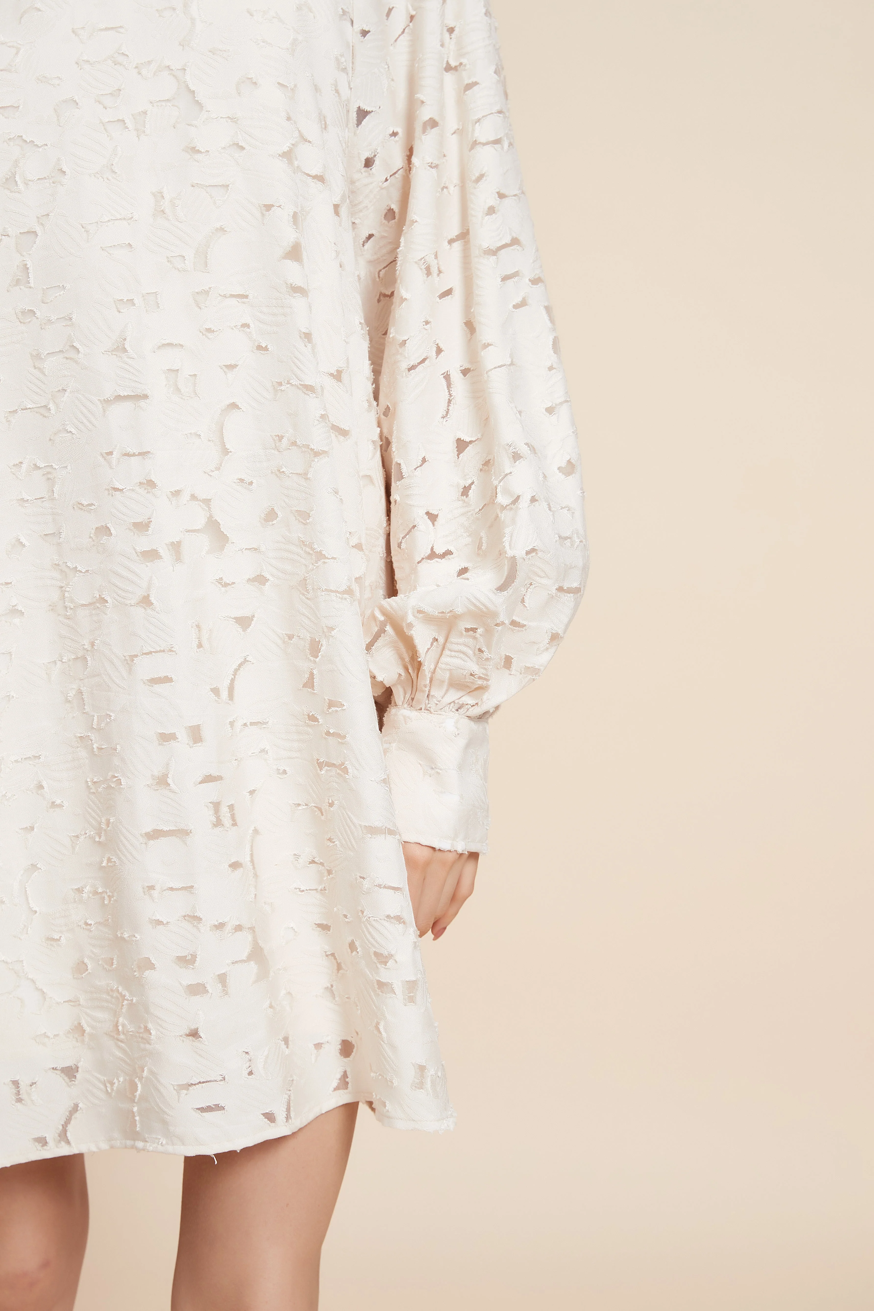 Jacquard Short Dress With Long Sleeves - Image 18