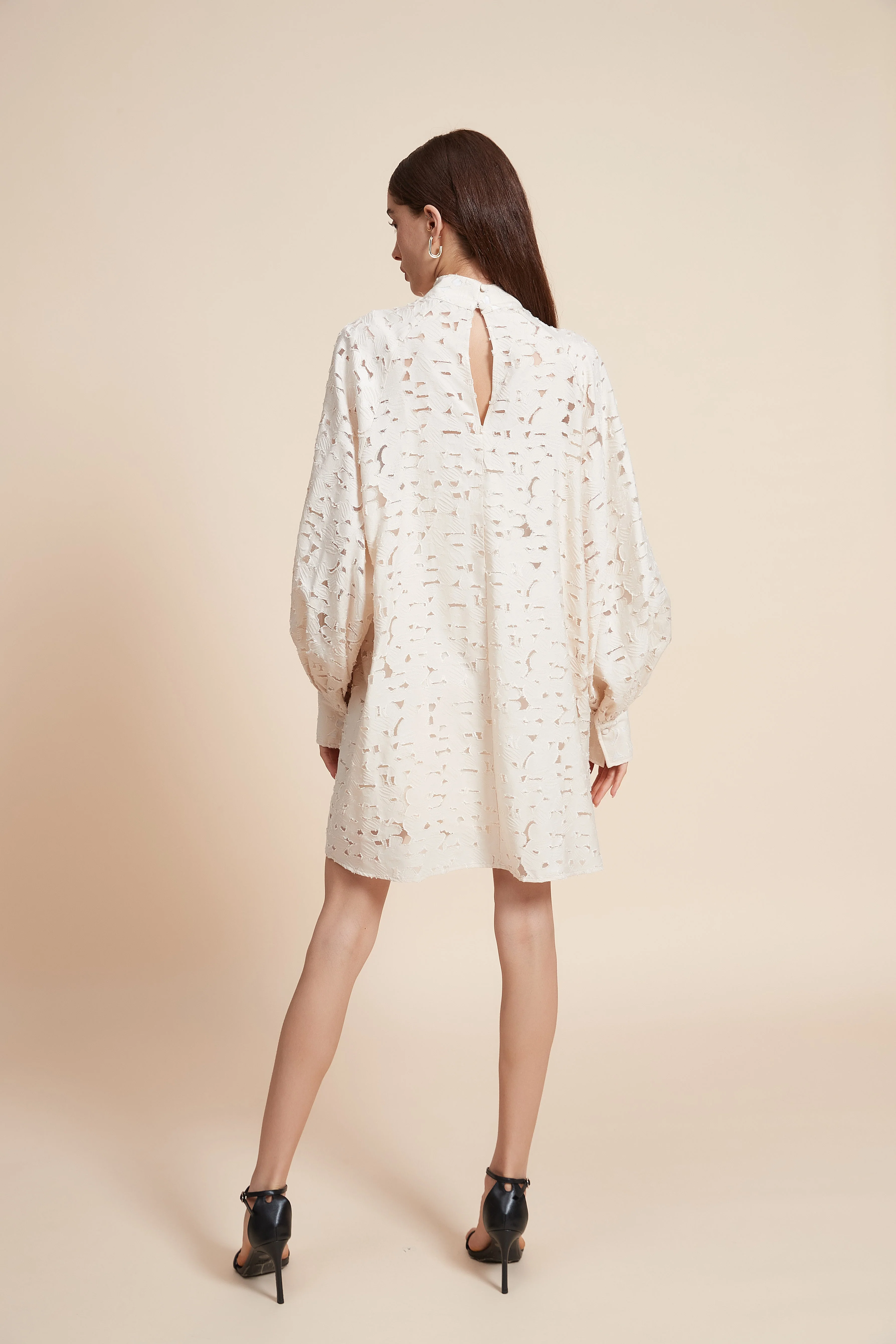 Jacquard Short Dress With Long Sleeves - Image 19