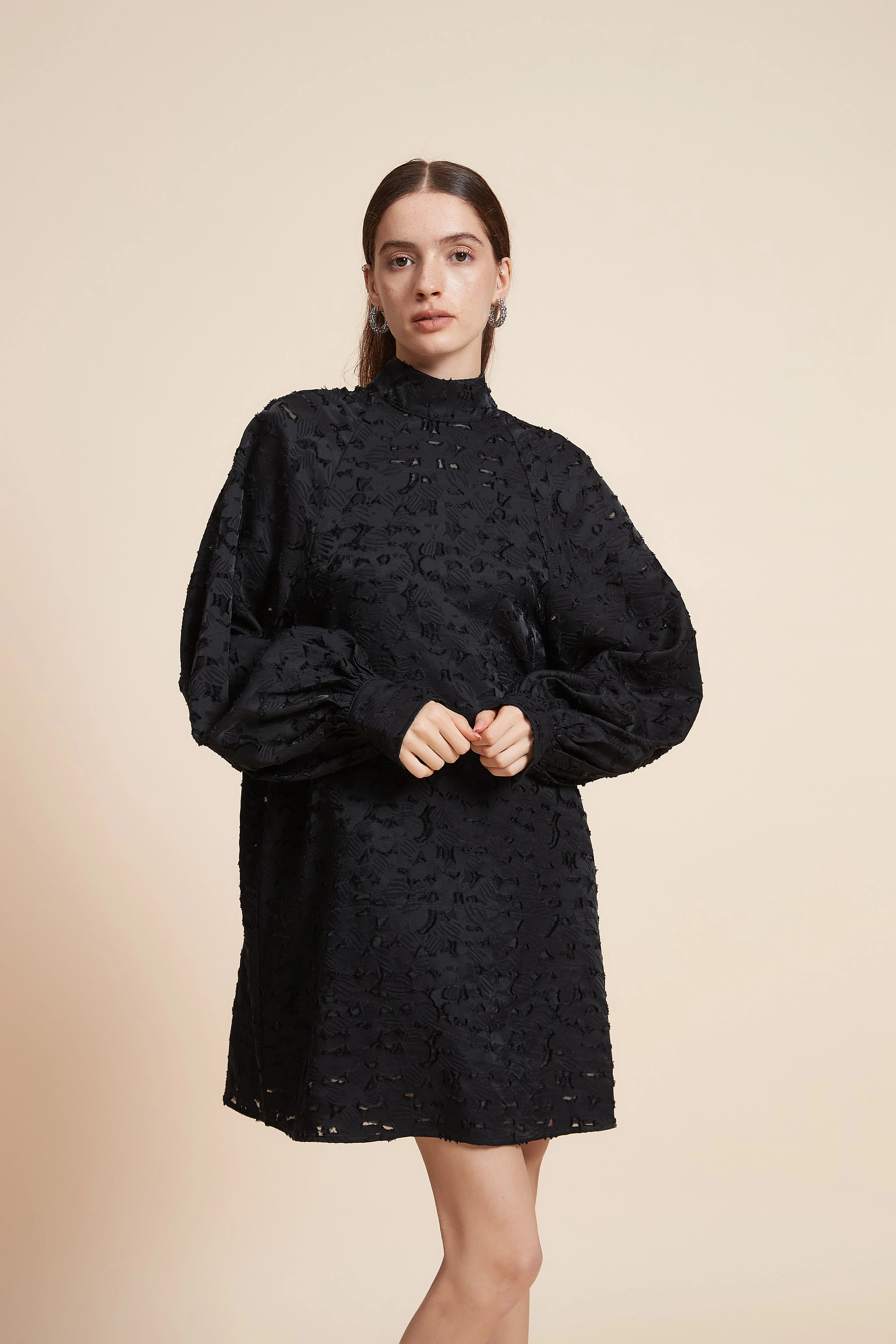 Jacquard Short Dress With Long Sleeves - Image 9