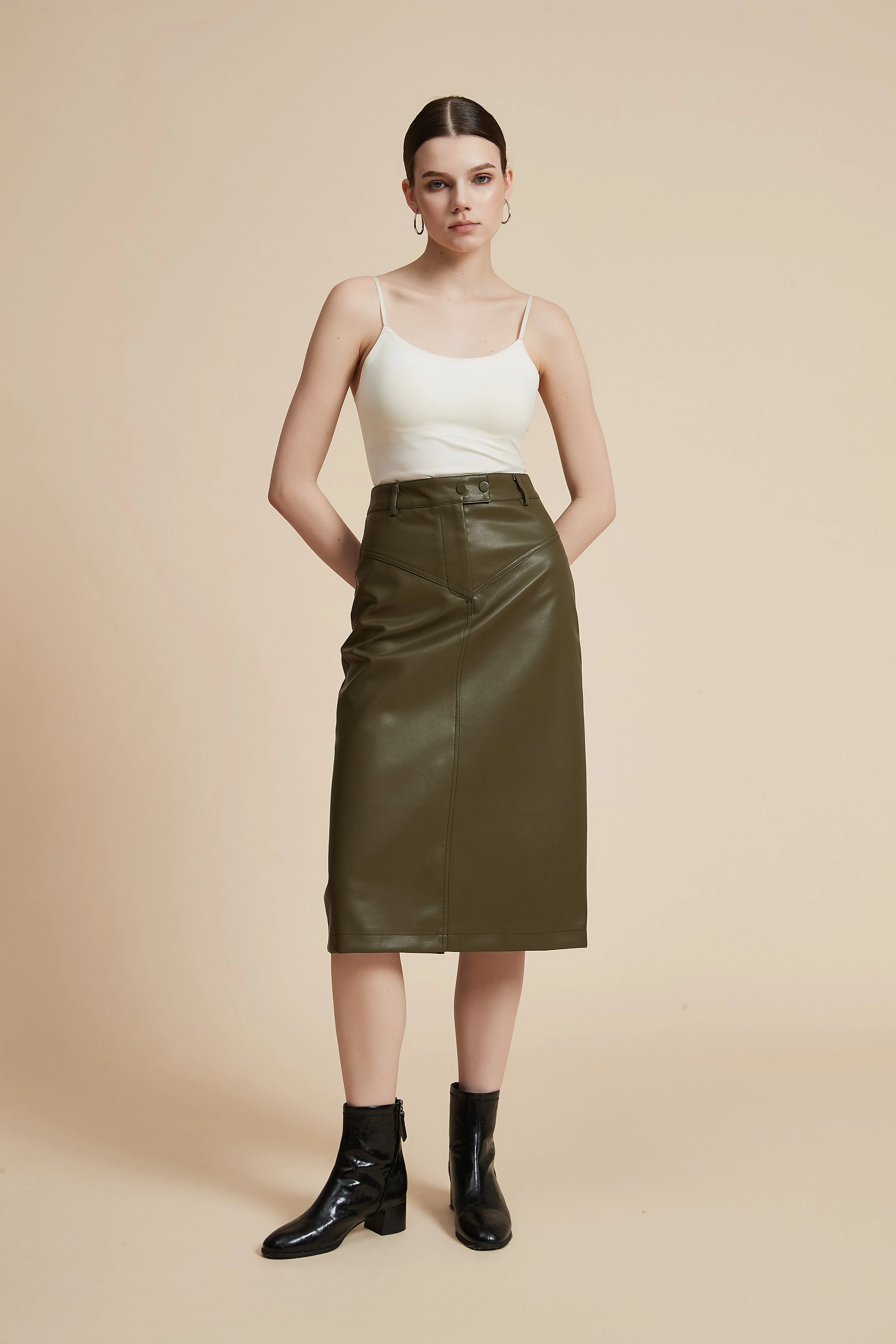 Knee-Length Solid Leather Skirt - Image 3