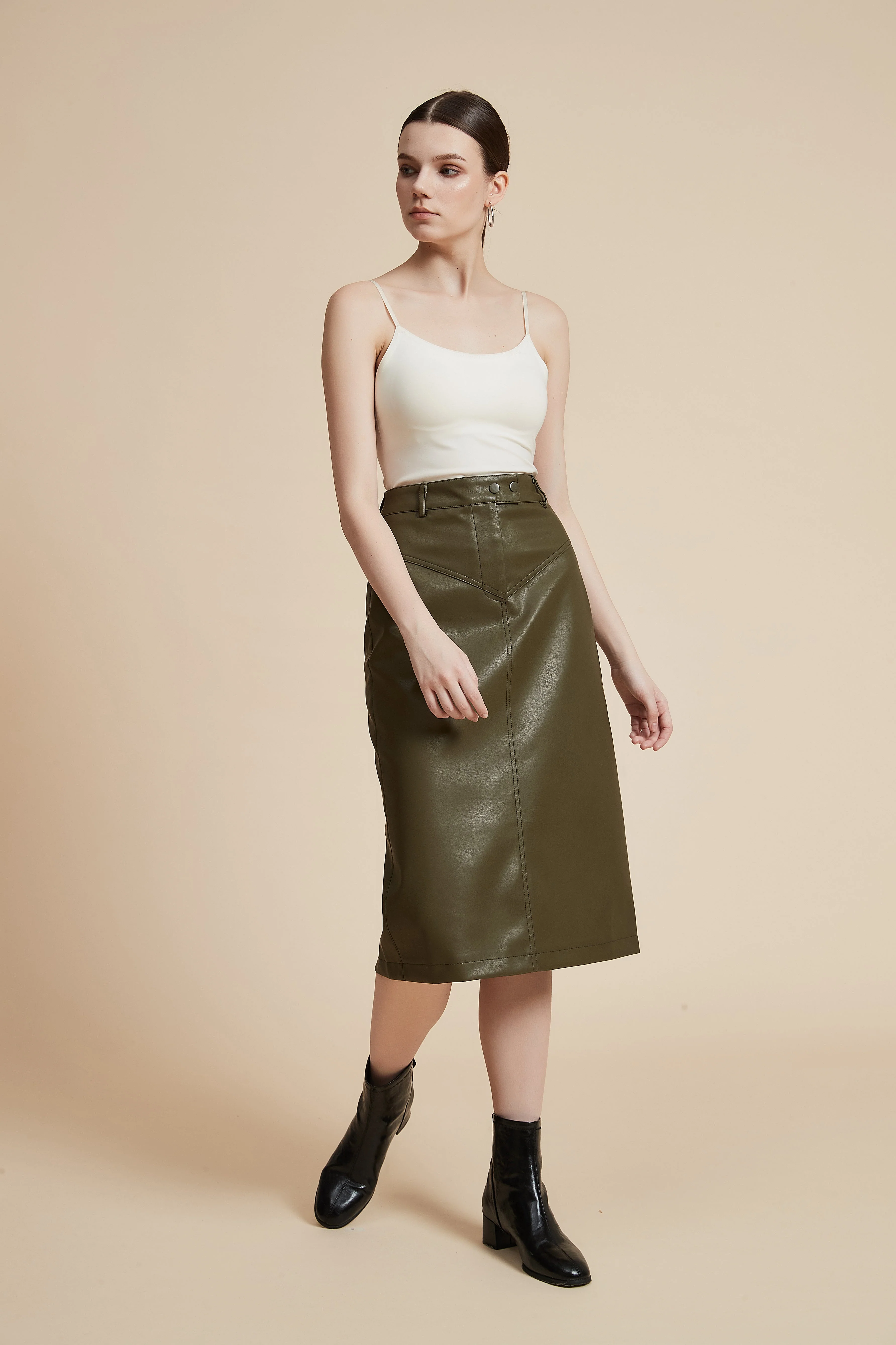 Knee-Length Solid Leather Skirt - Image 4