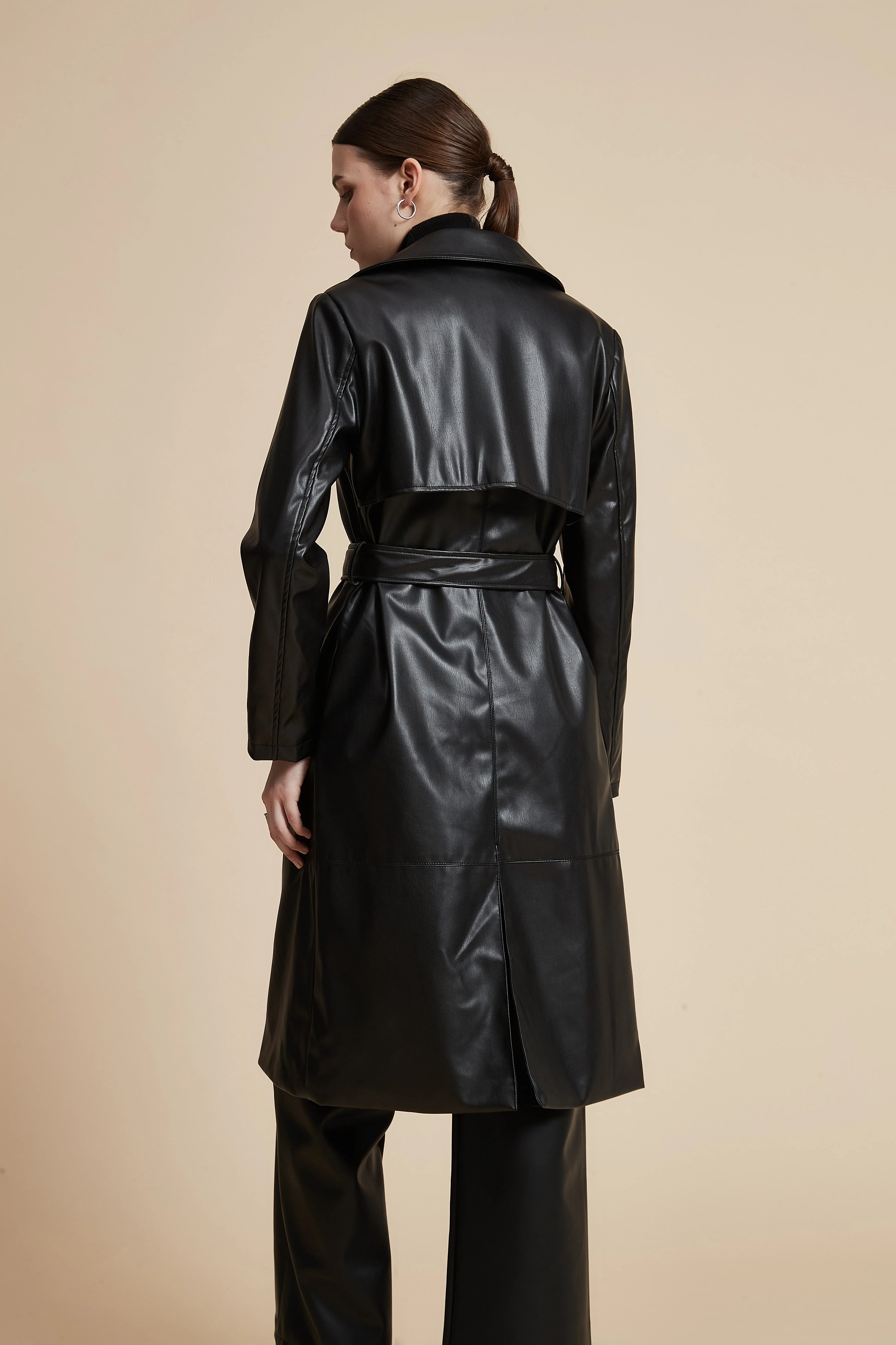 Knee-Length Solid Leather Jacket with Long Sleeves - Image 4